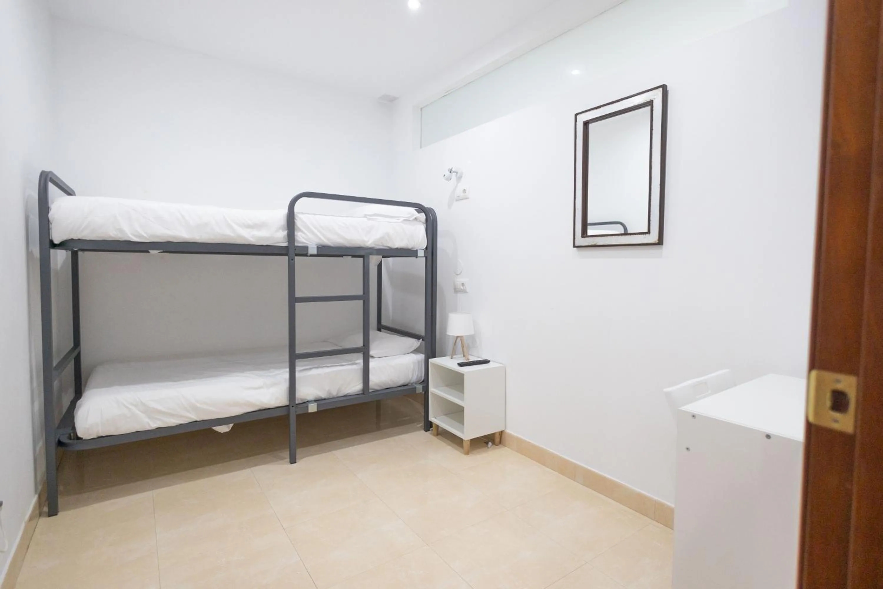 Bed in Hotel Pinar Somo Surf