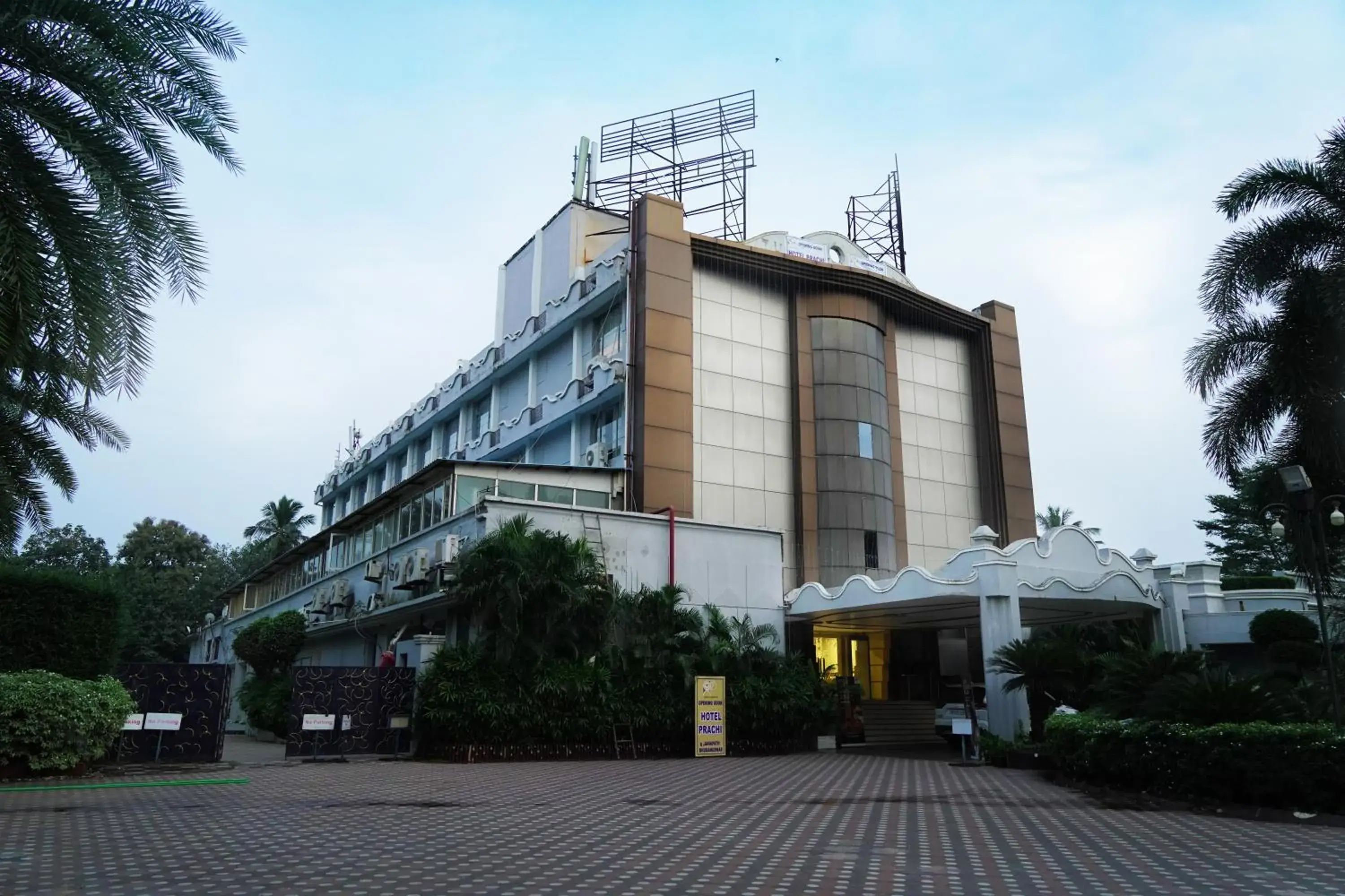 Hotel Prachi Hotel Prachi