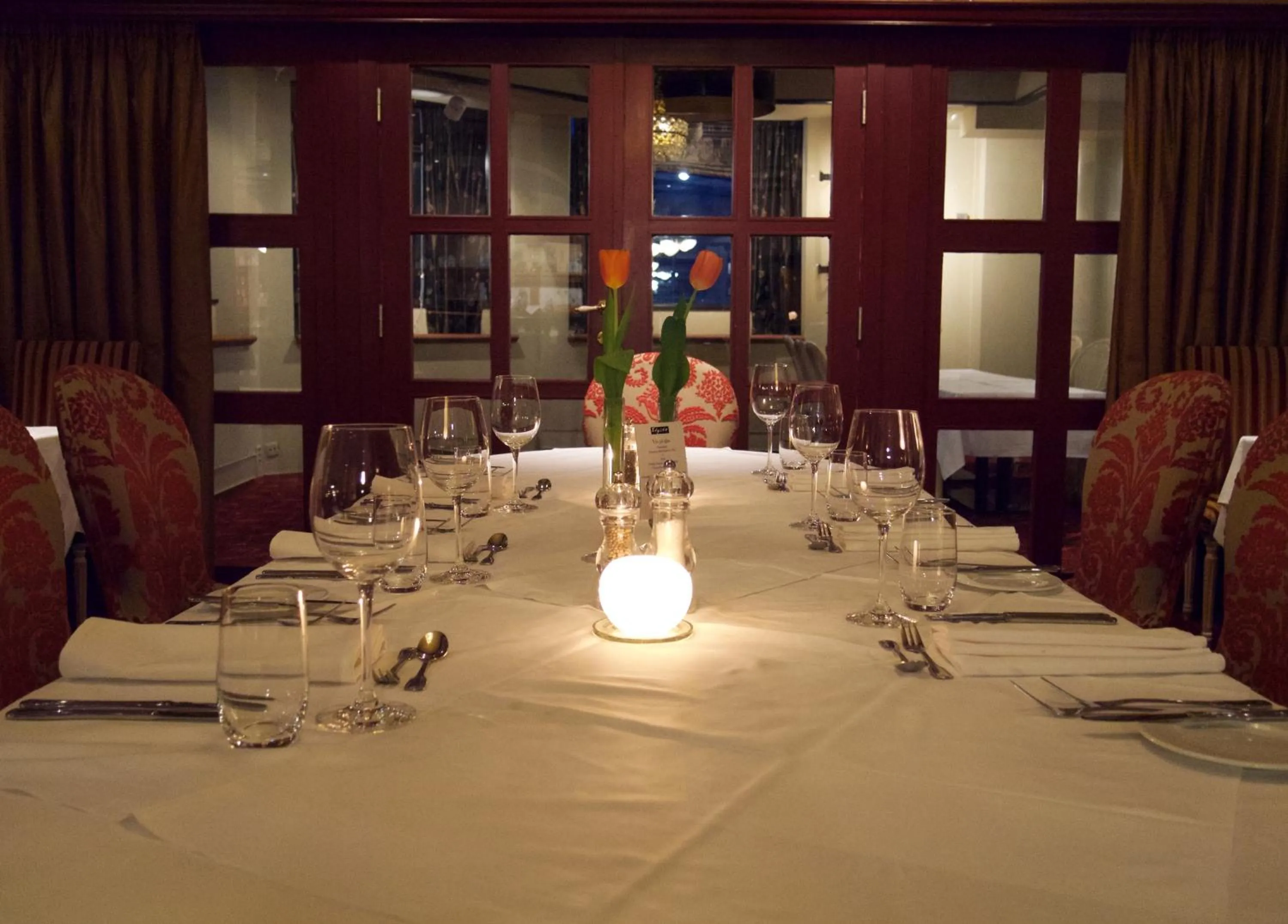 Restaurant/places to eat in Park Hotel Vossevangen