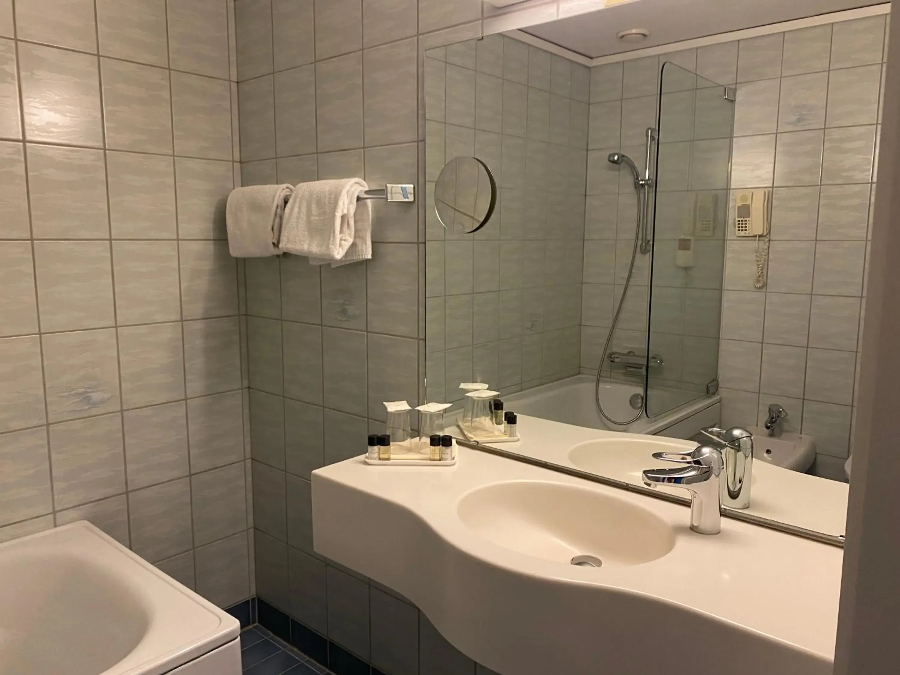 Superior Twin Room with City View - single occupancy in Park Hotel Vossevangen Superior Twin Room with City View - single occupancy in Park Hotel Vossevangen
