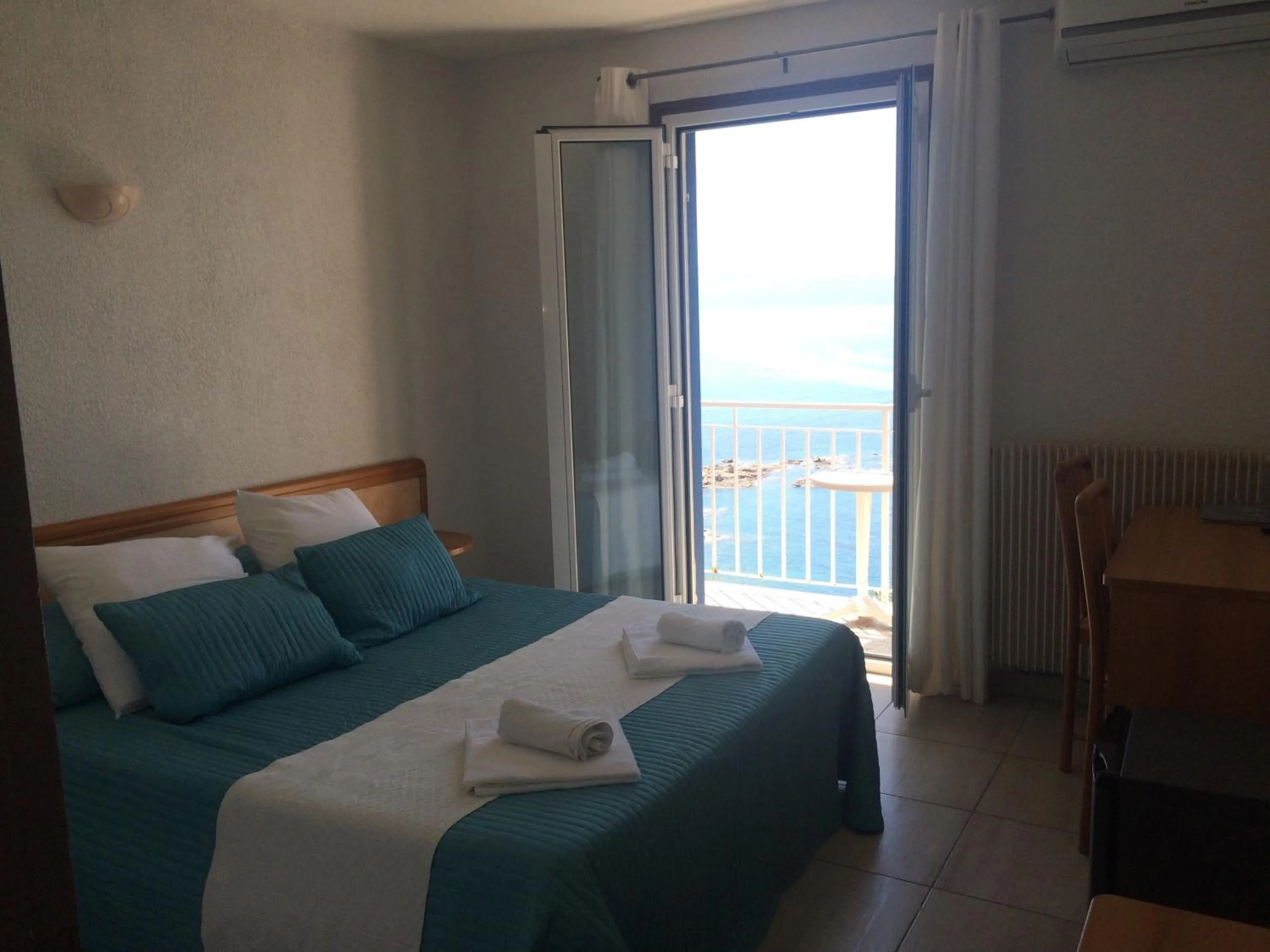 Bed in Bel Mare
