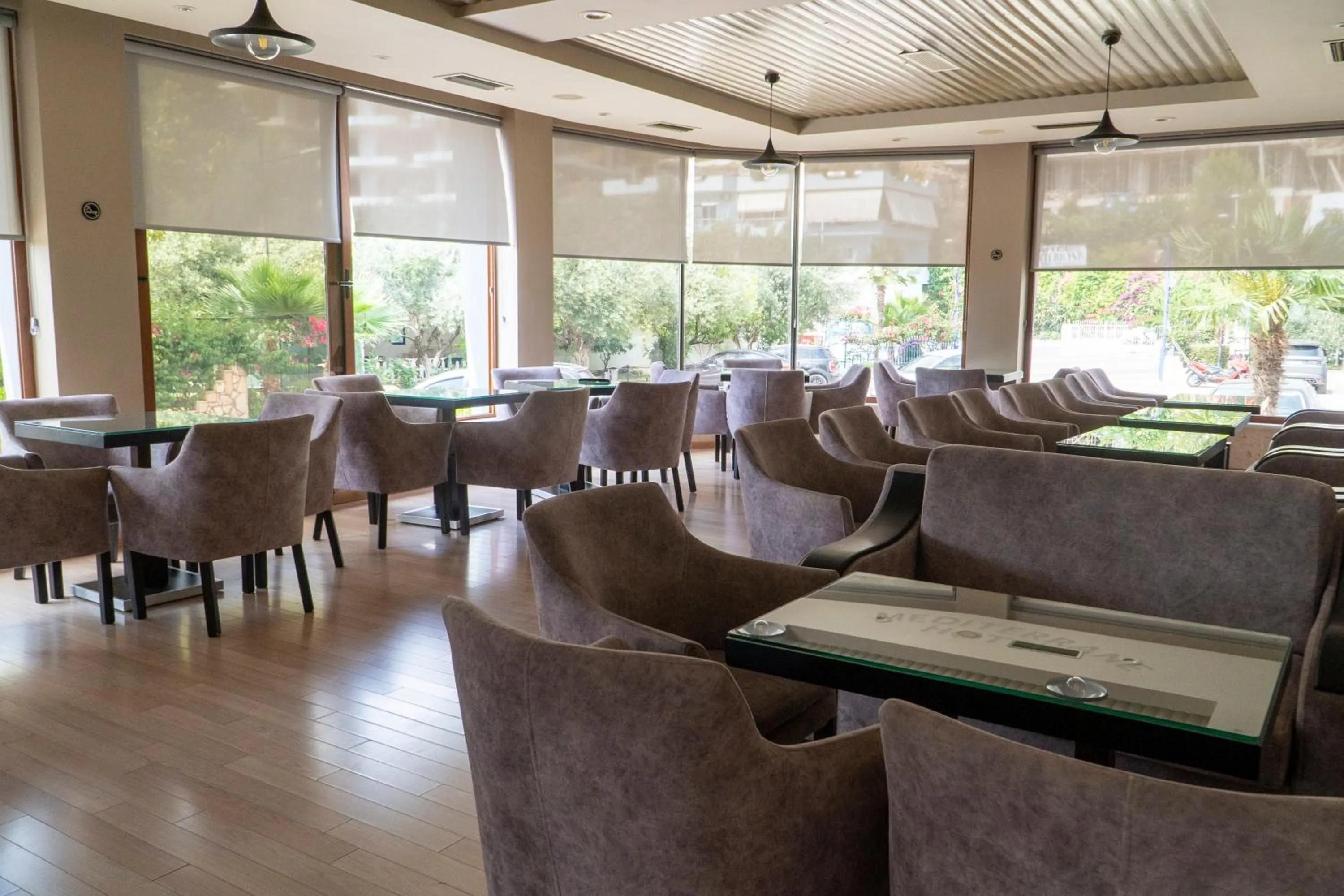 Lounge or bar in Hotel Mediterrane
