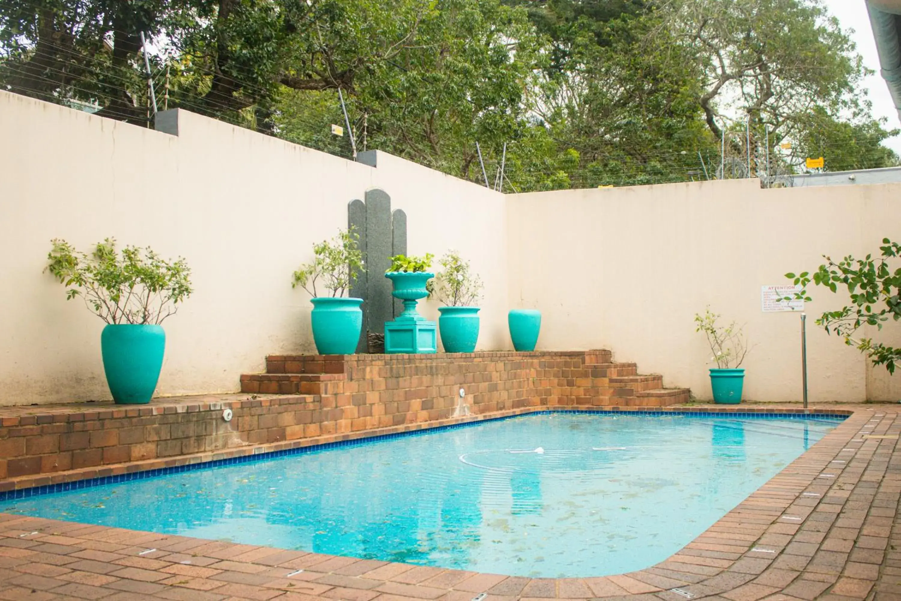 Swimming pool in Roseland House Swimming pool in Roseland House