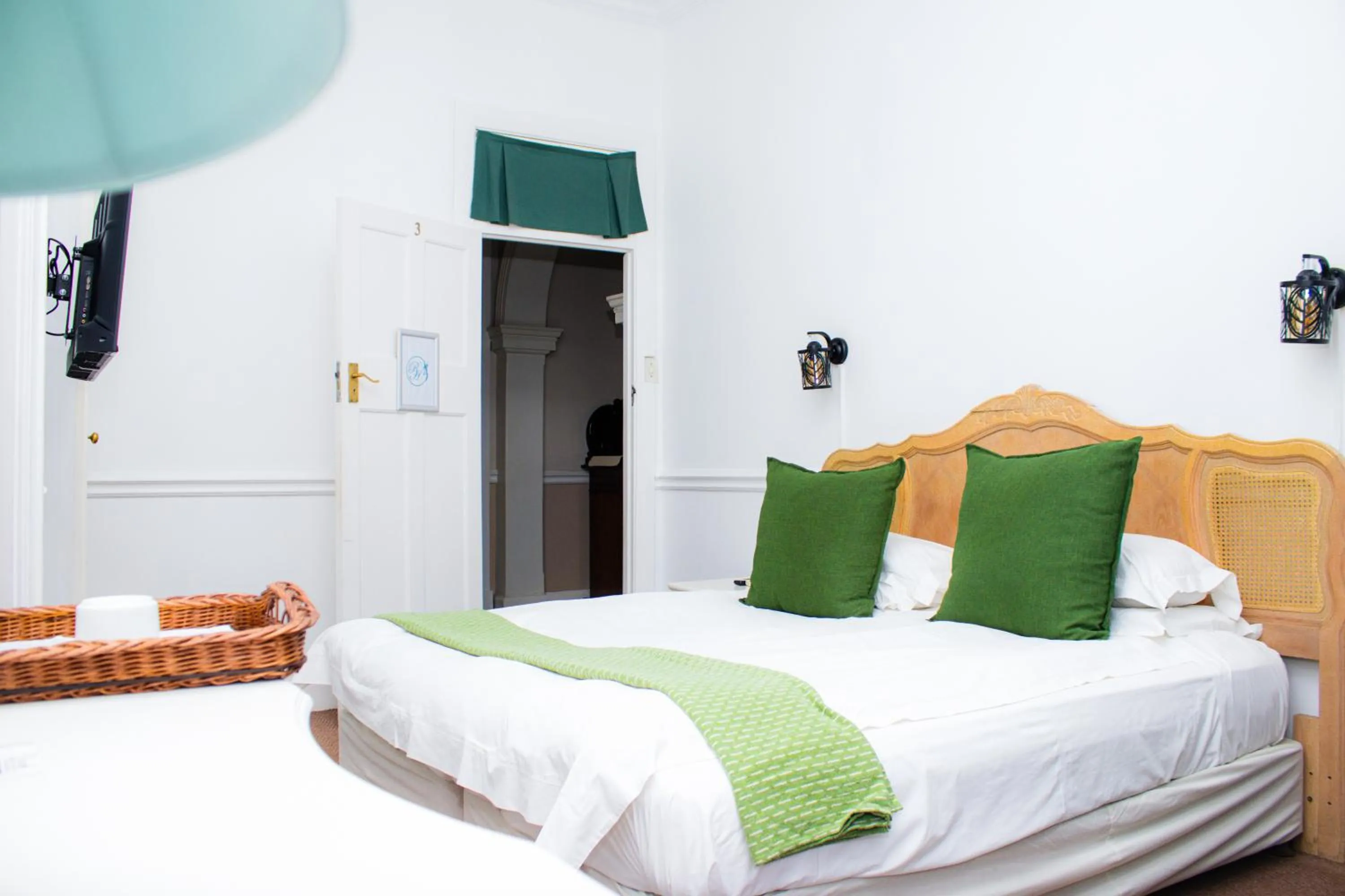 Bed in Roseland House