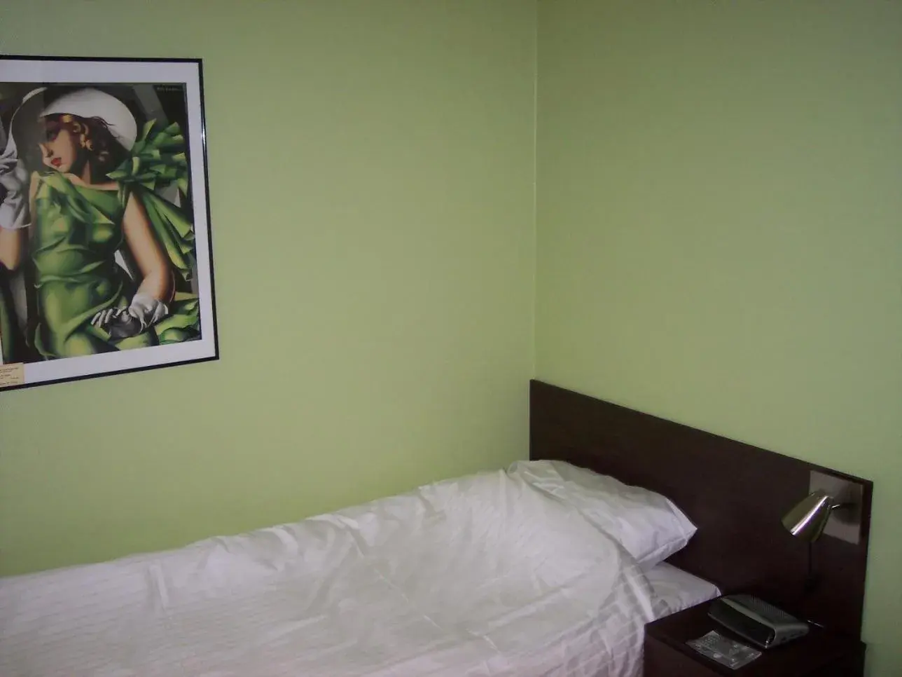 Single Room with Shower - single occupancy in Hotel Bertram Single Room with Shower - single occupancy in Hotel Bertram