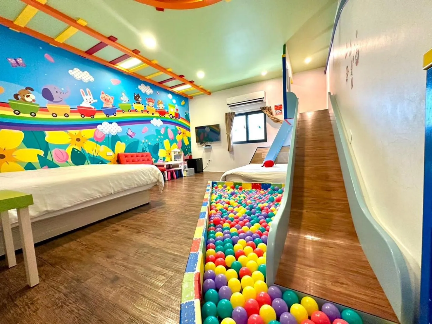 Kids's club, Bed in Little Apple B&B