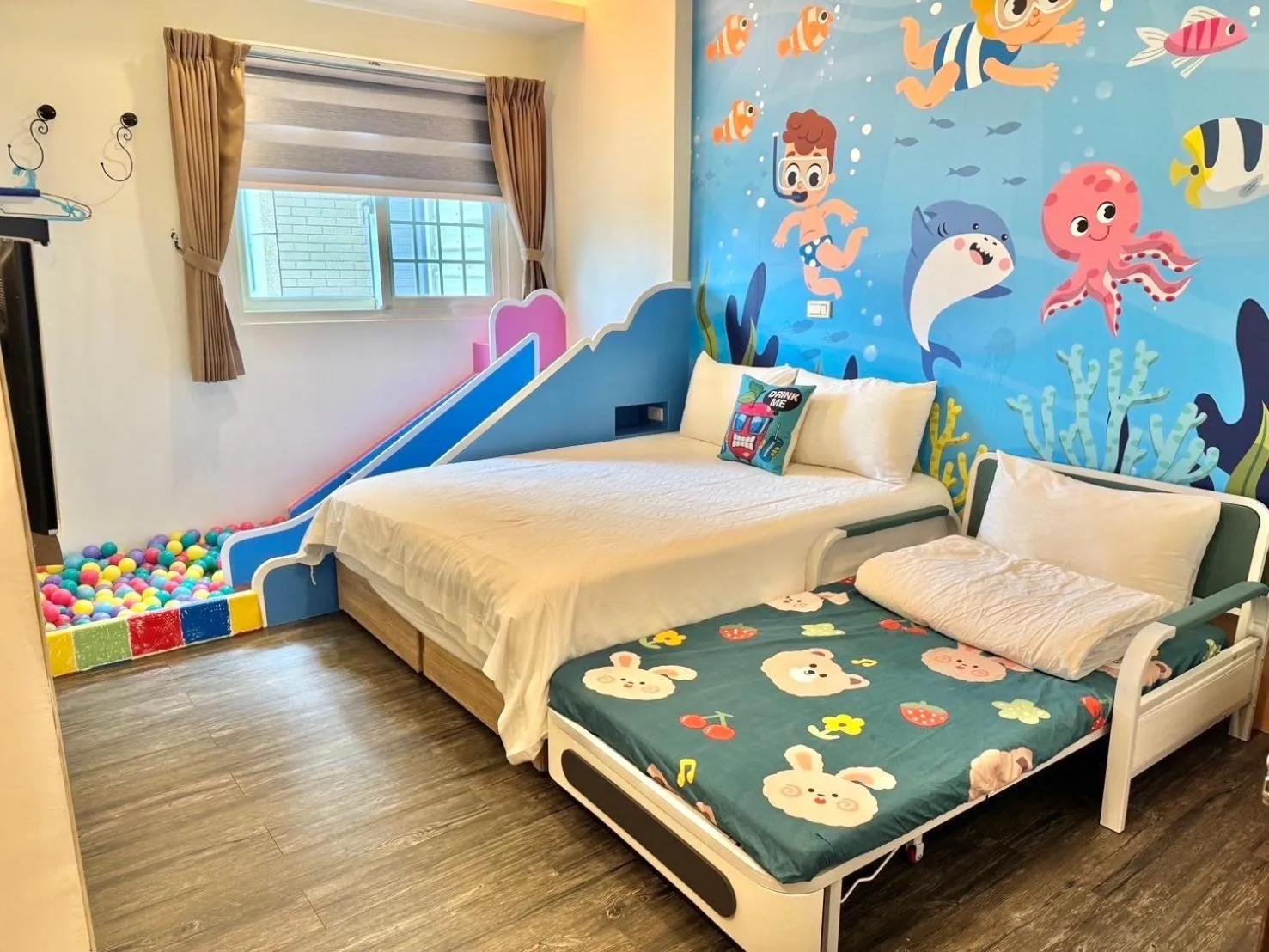 Bed in Little Apple B&B