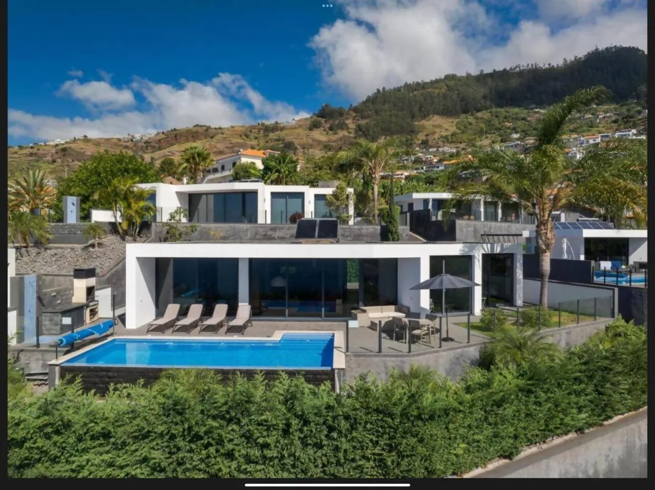 Property building in Villa Rubydom by Turin