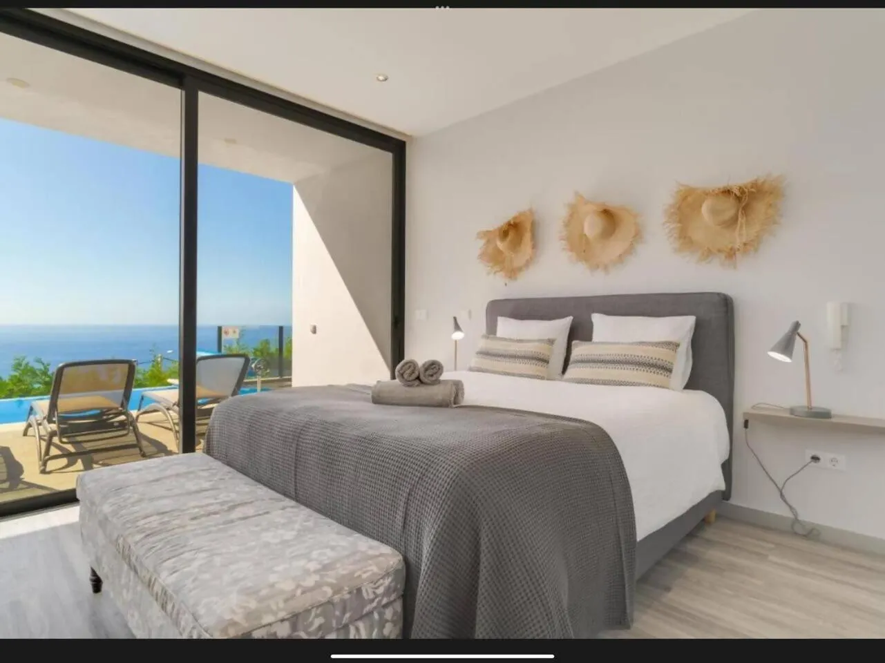 Bedroom, Bed in Villa Rubydom by Turin