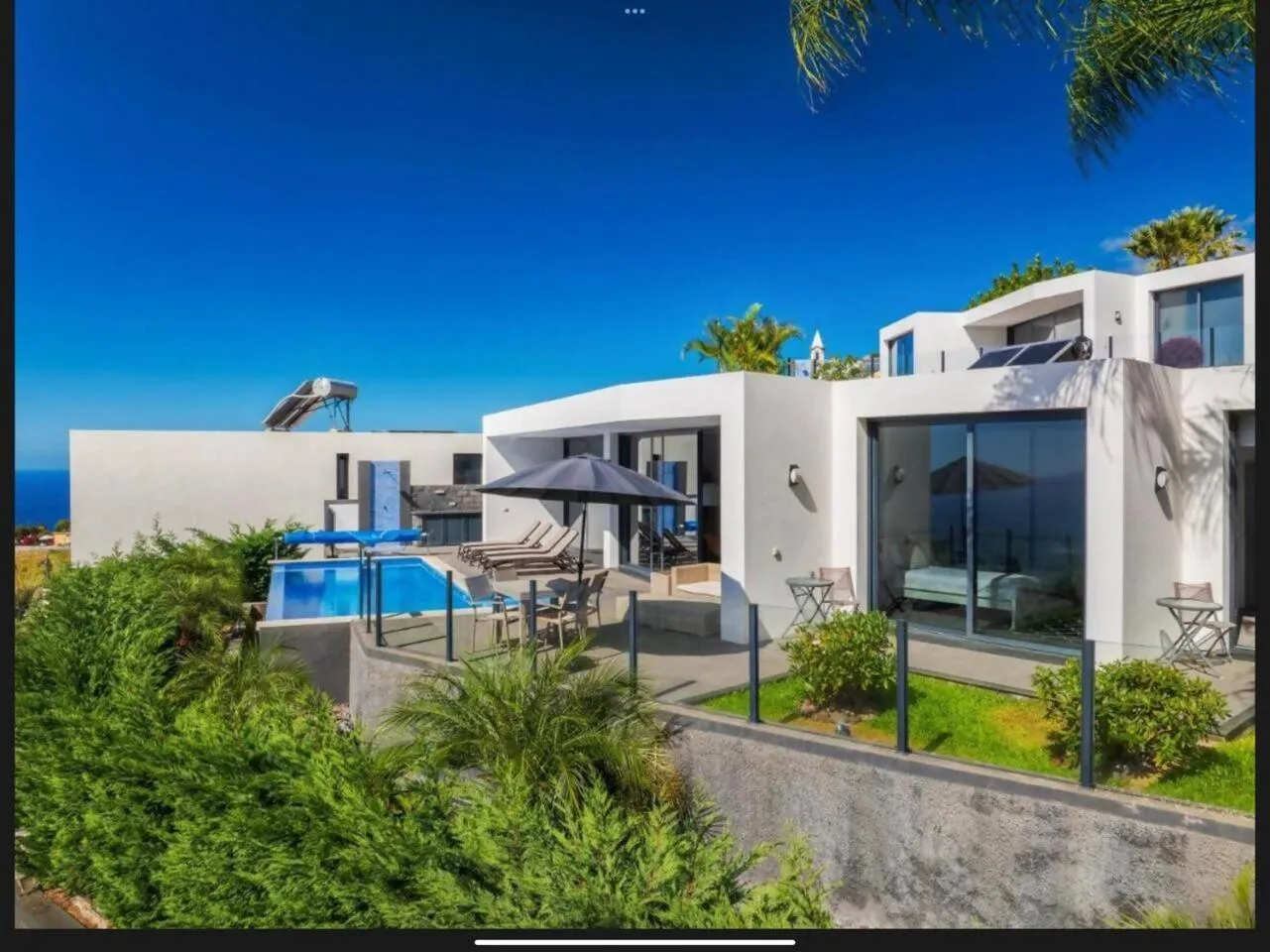Property building in Villa Rubydom by Turin