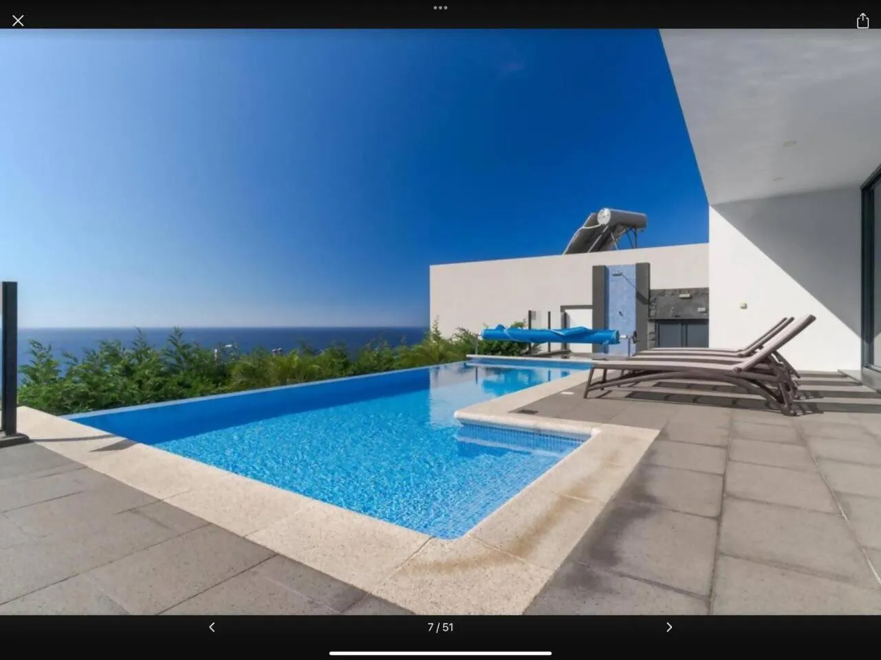 Swimming pool in Villa Rubydom by Turin