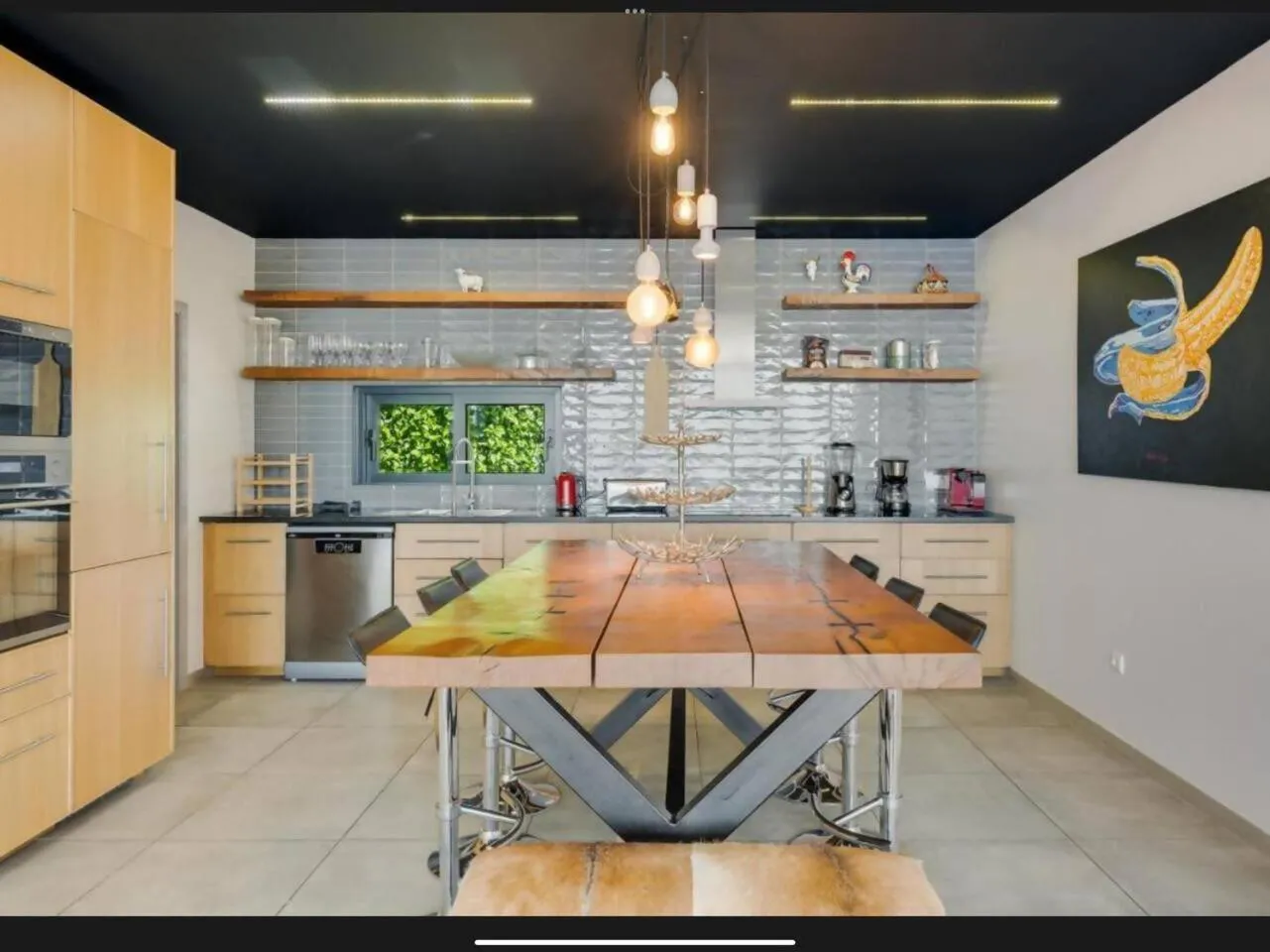 Kitchen or kitchenette in Villa Rubydom by Turin