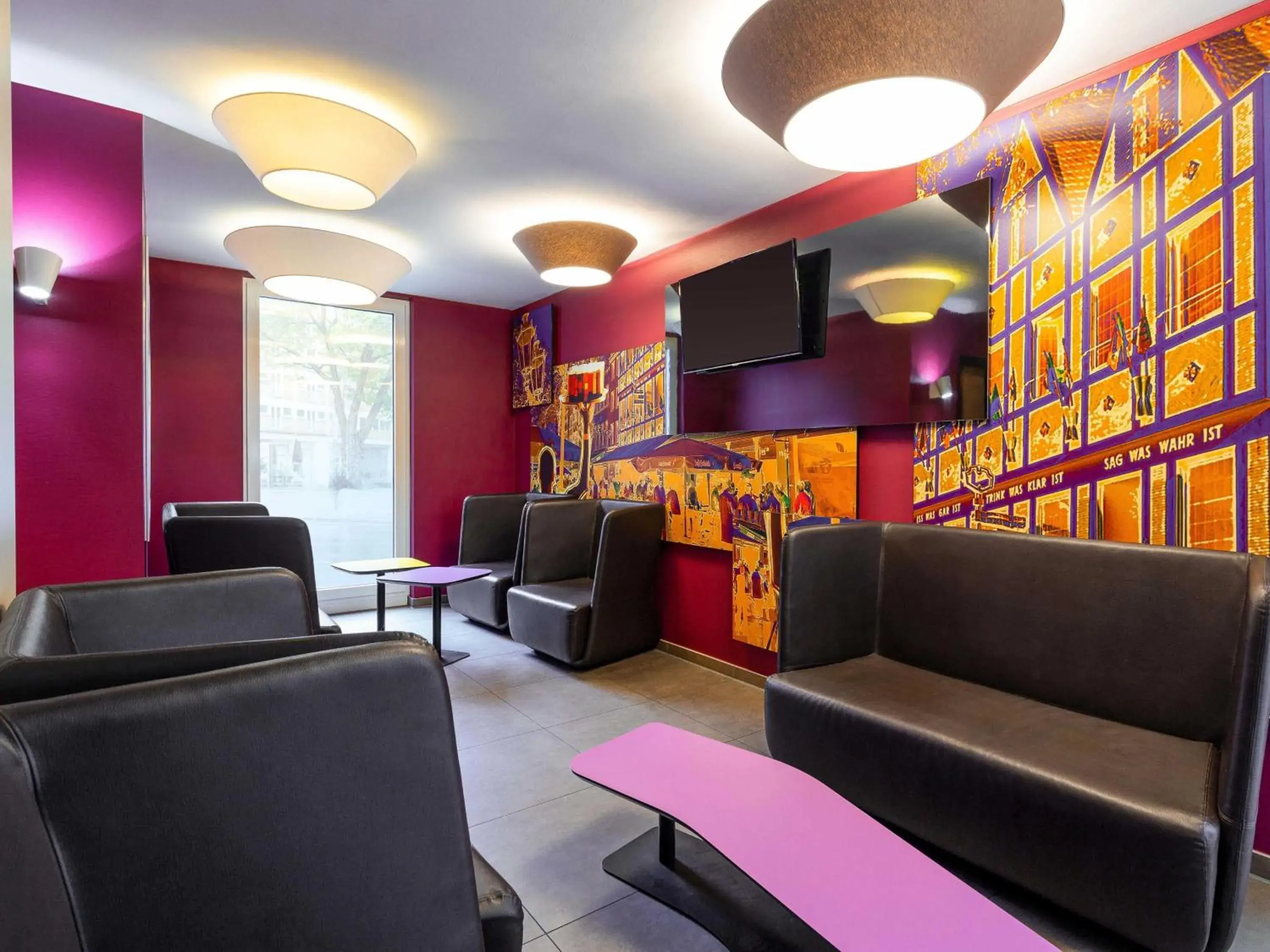 Lobby or reception in B&B Hotel Düsseldorf-City Lobby or reception in B&B Hotel Düsseldorf-City