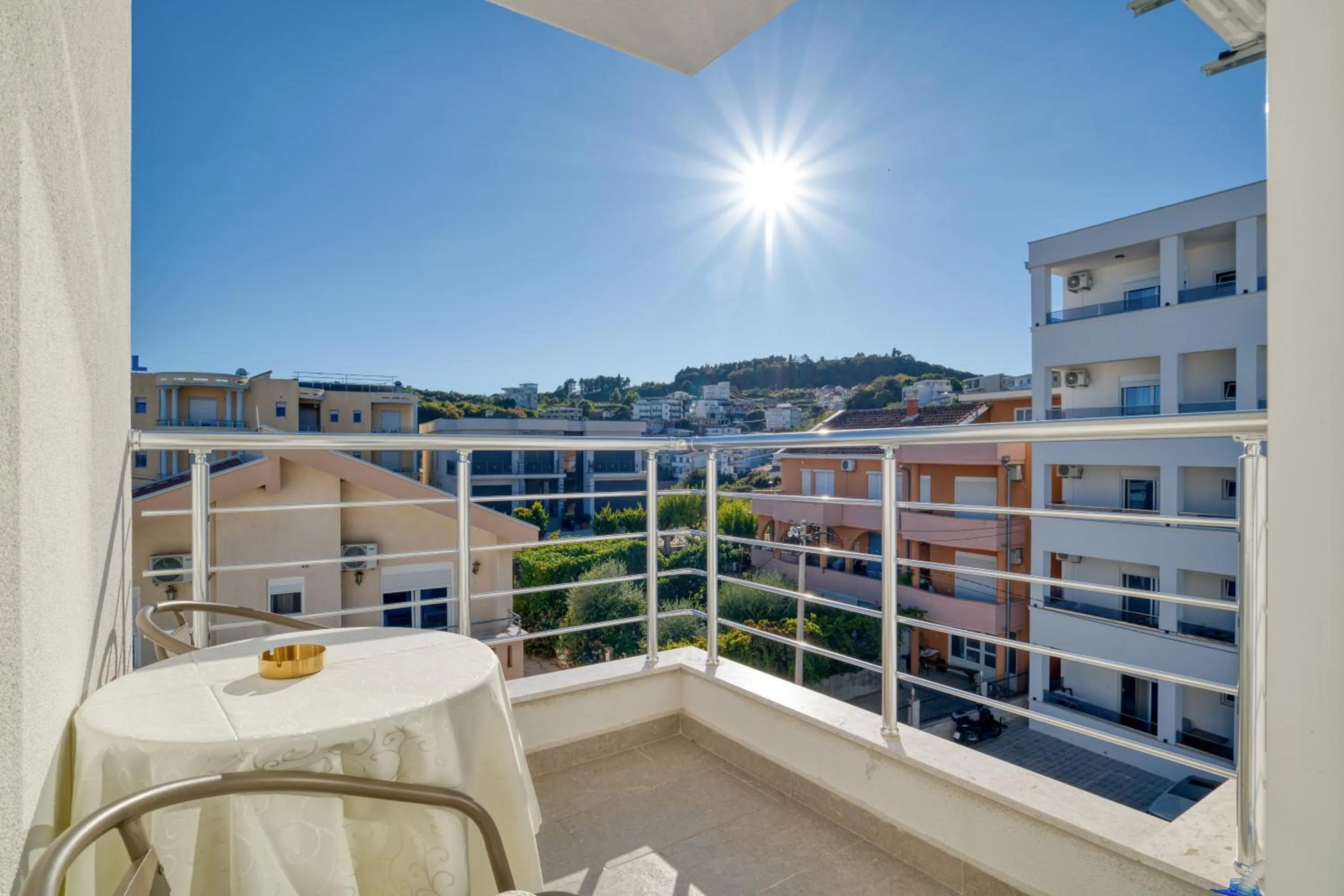 Property building in Aqua Lounge Aparthotel Ulcinj