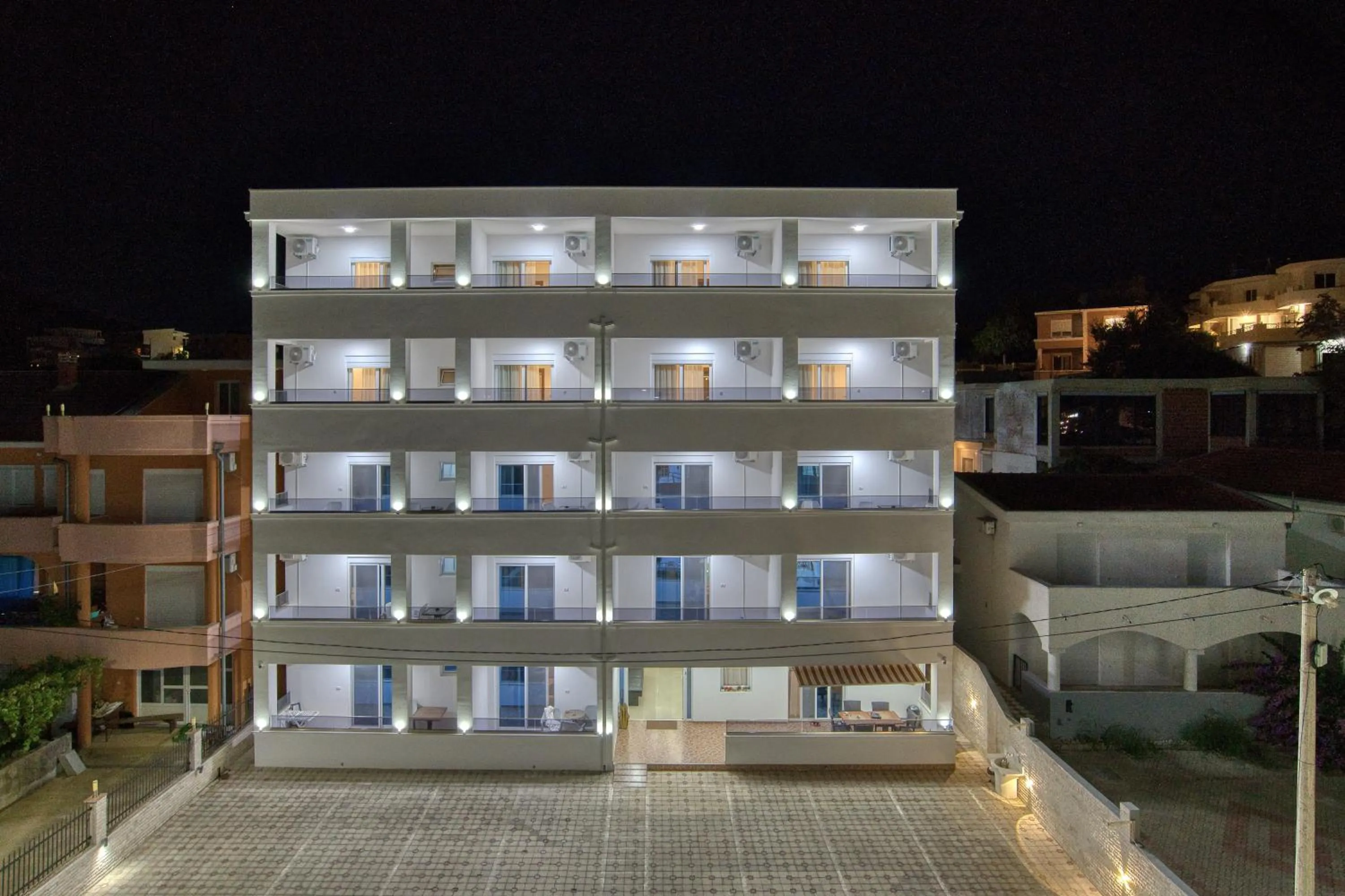 Property building in Aqua Lounge Aparthotel Ulcinj