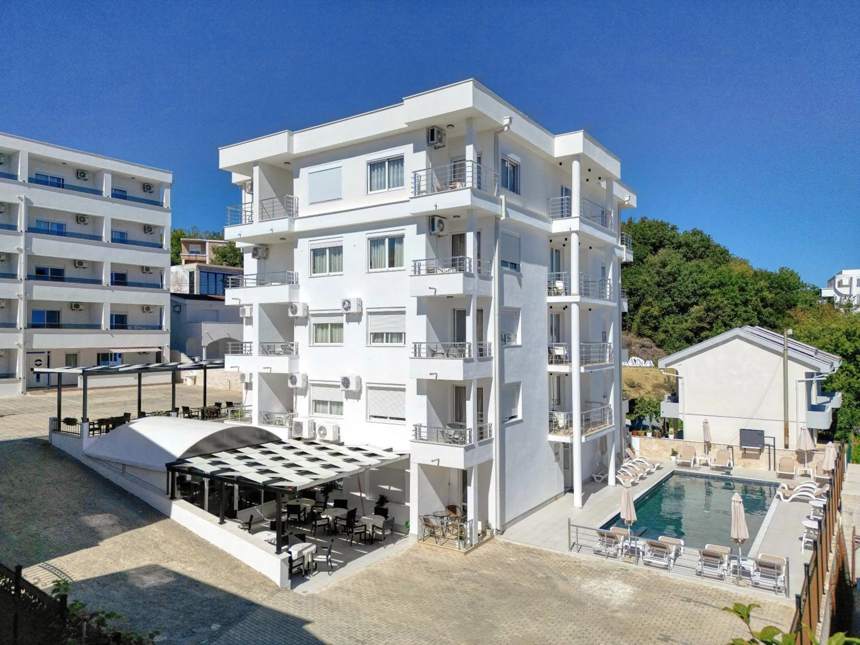 Property building in Aqua Lounge Aparthotel Ulcinj