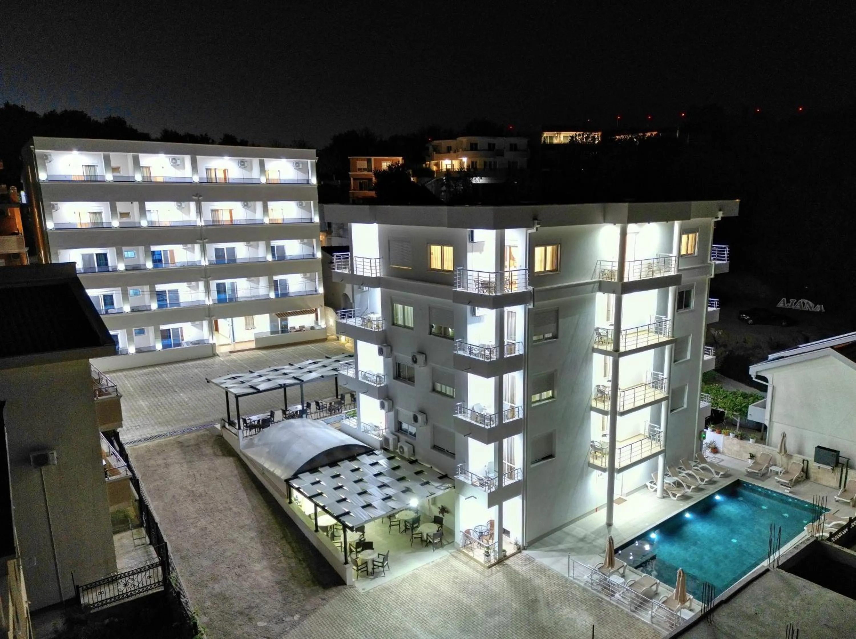 Property building in Aqua Lounge Aparthotel Ulcinj