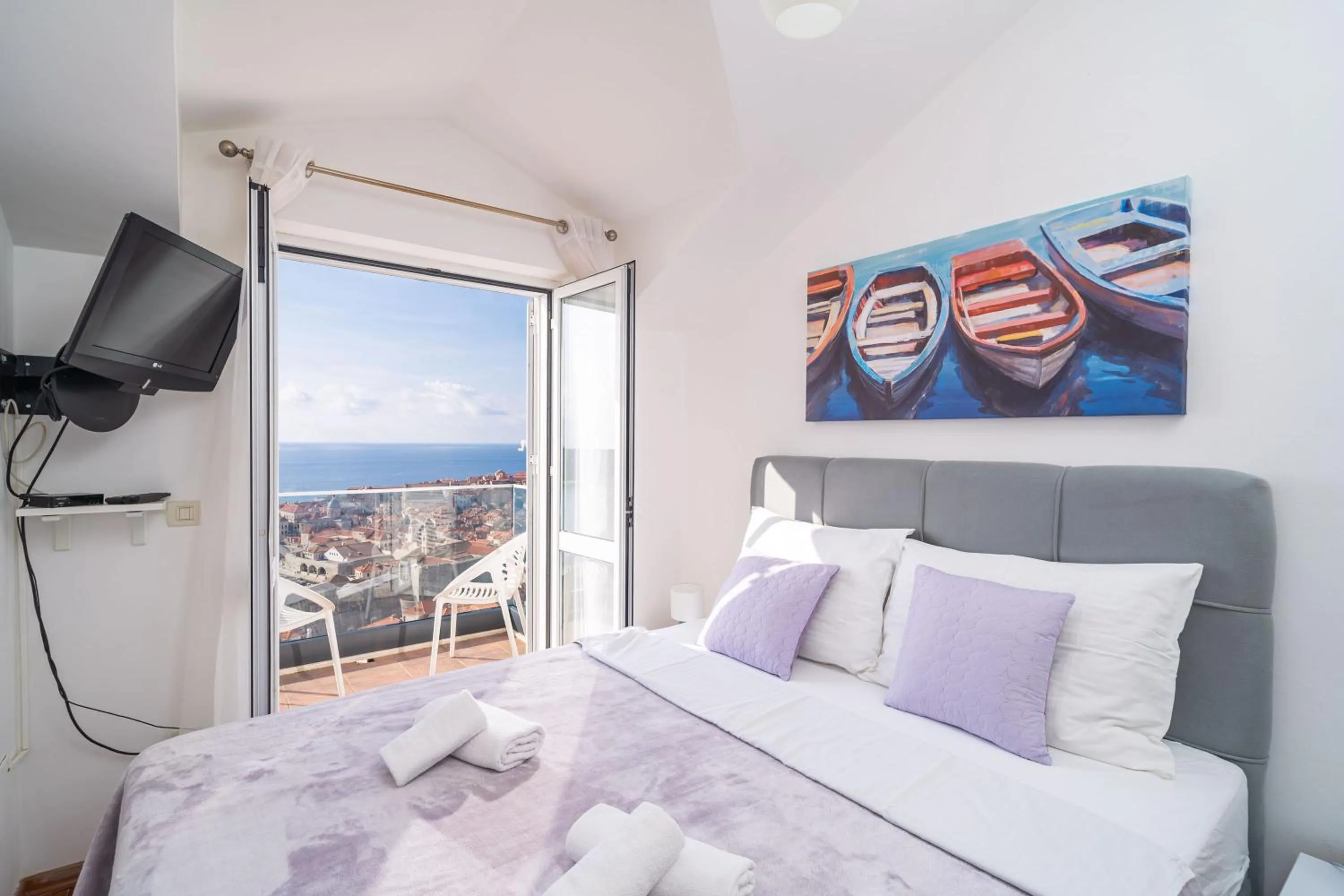 Bed in Apartments Isabora