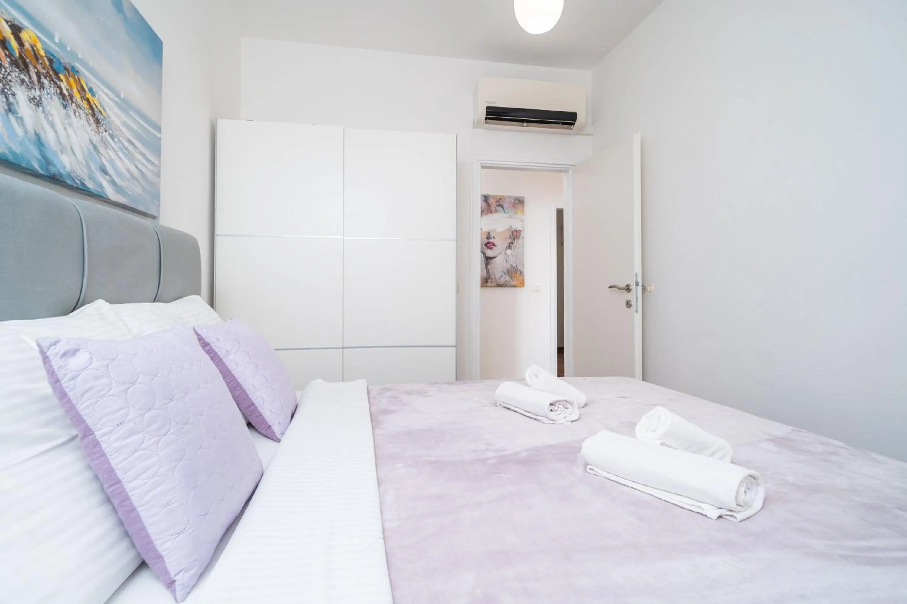 Bedroom, Bed in Apartments Isabora