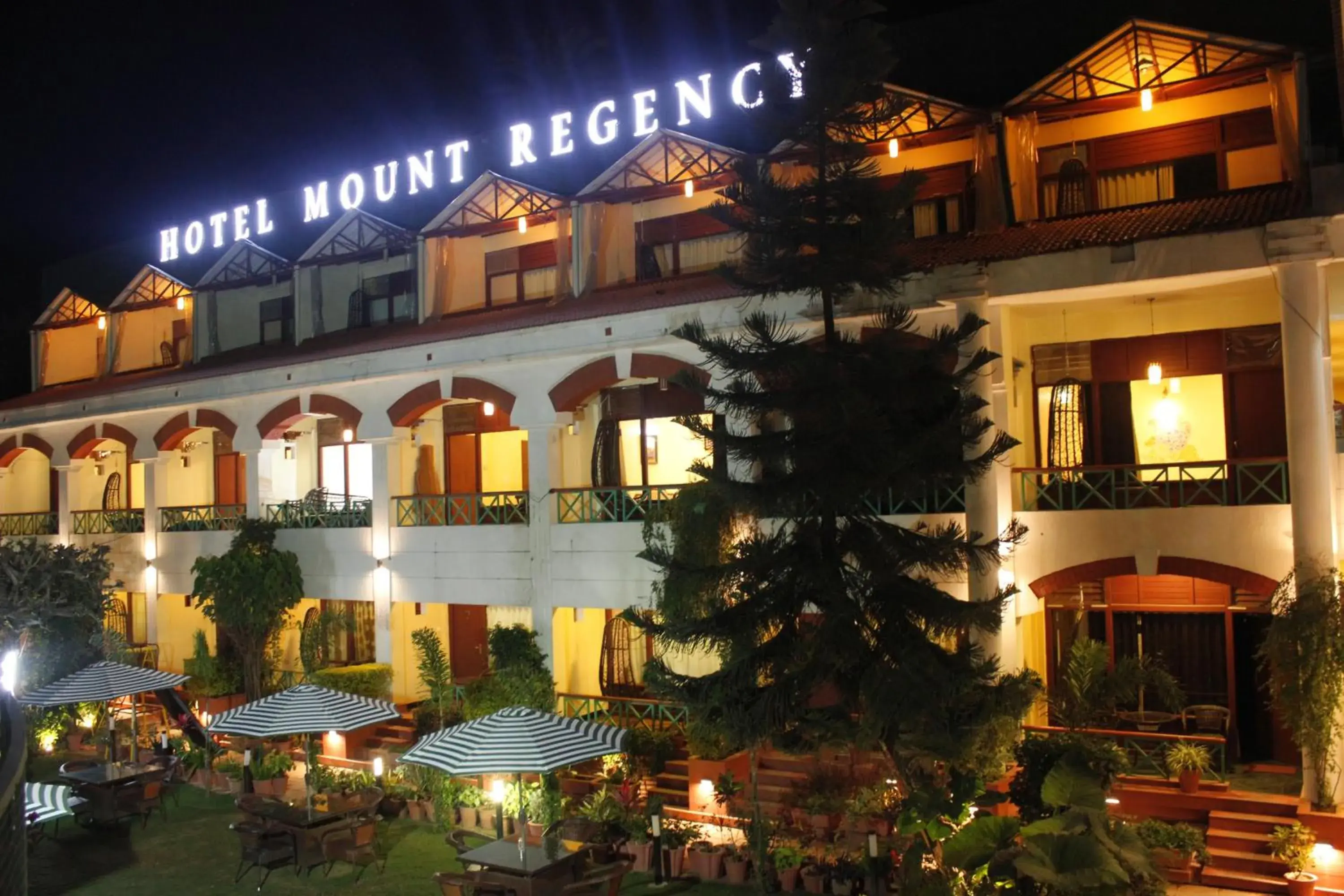 Hotel Mount Regency Hotel Mount Regency