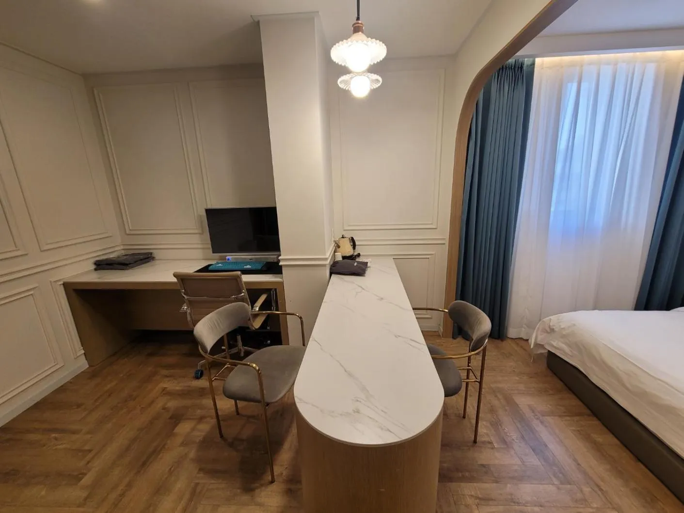 Bed in Hotel Label Seongnam