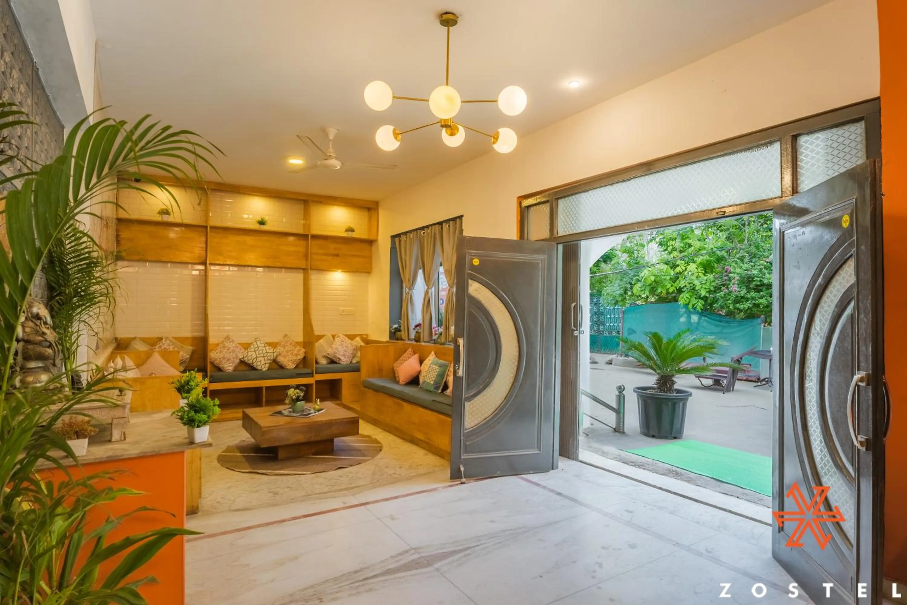 Living room in Zostel Pushkar