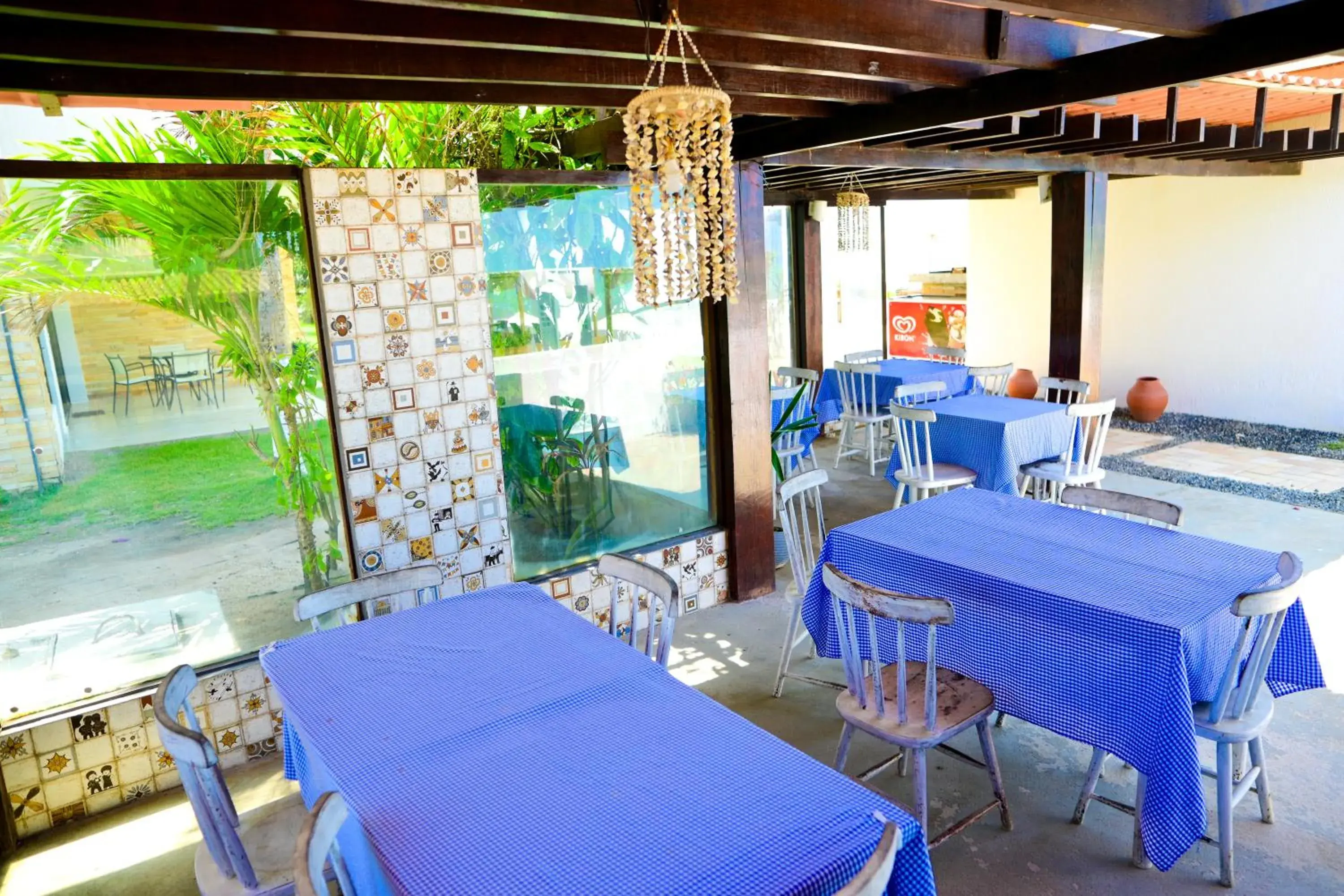 Restaurant/places to eat in Waterfront Apart Hotel Restaurant/places to eat in Waterfront Apart Hotel