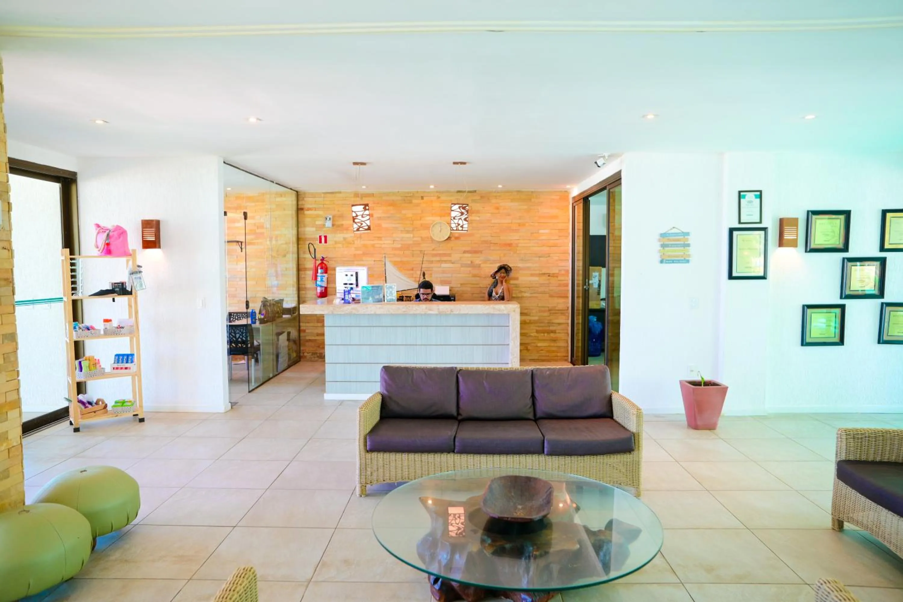 Seating area in Waterfront Apart Hotel