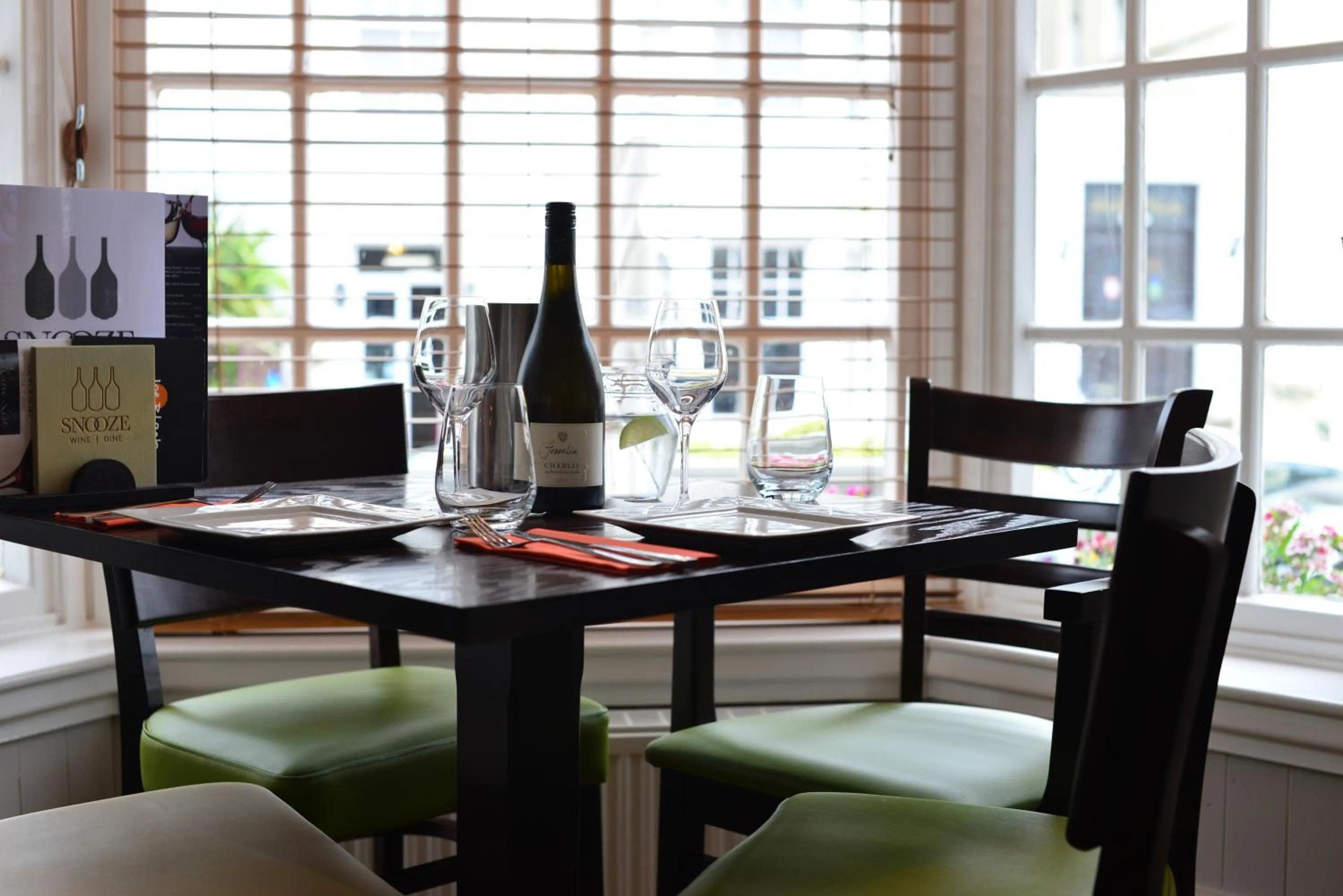 Restaurant/places to eat in Snooze