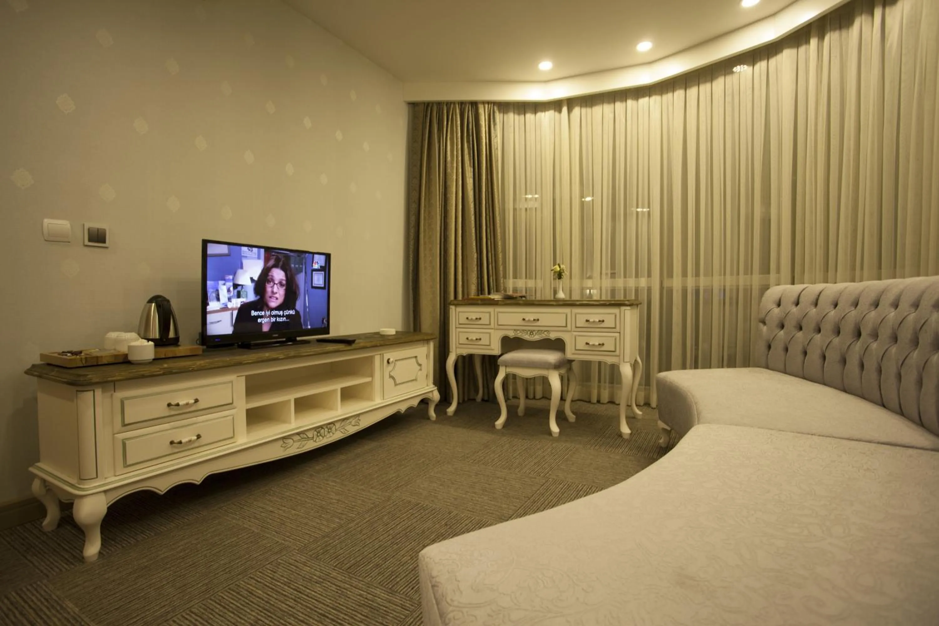 Living room, Bed in Giresun Sedef Hotel