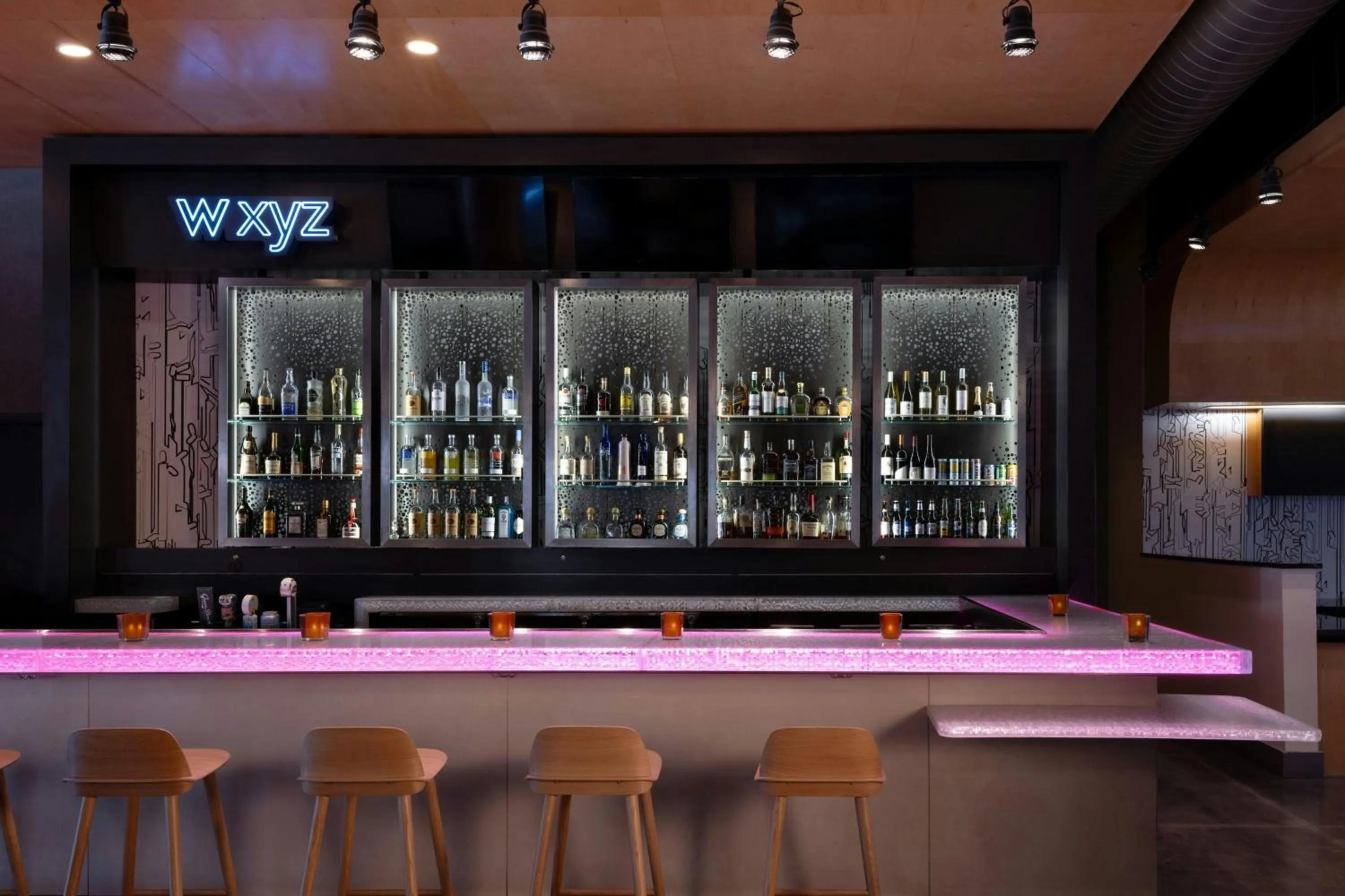 Lobby or reception in Aloft Sarasota