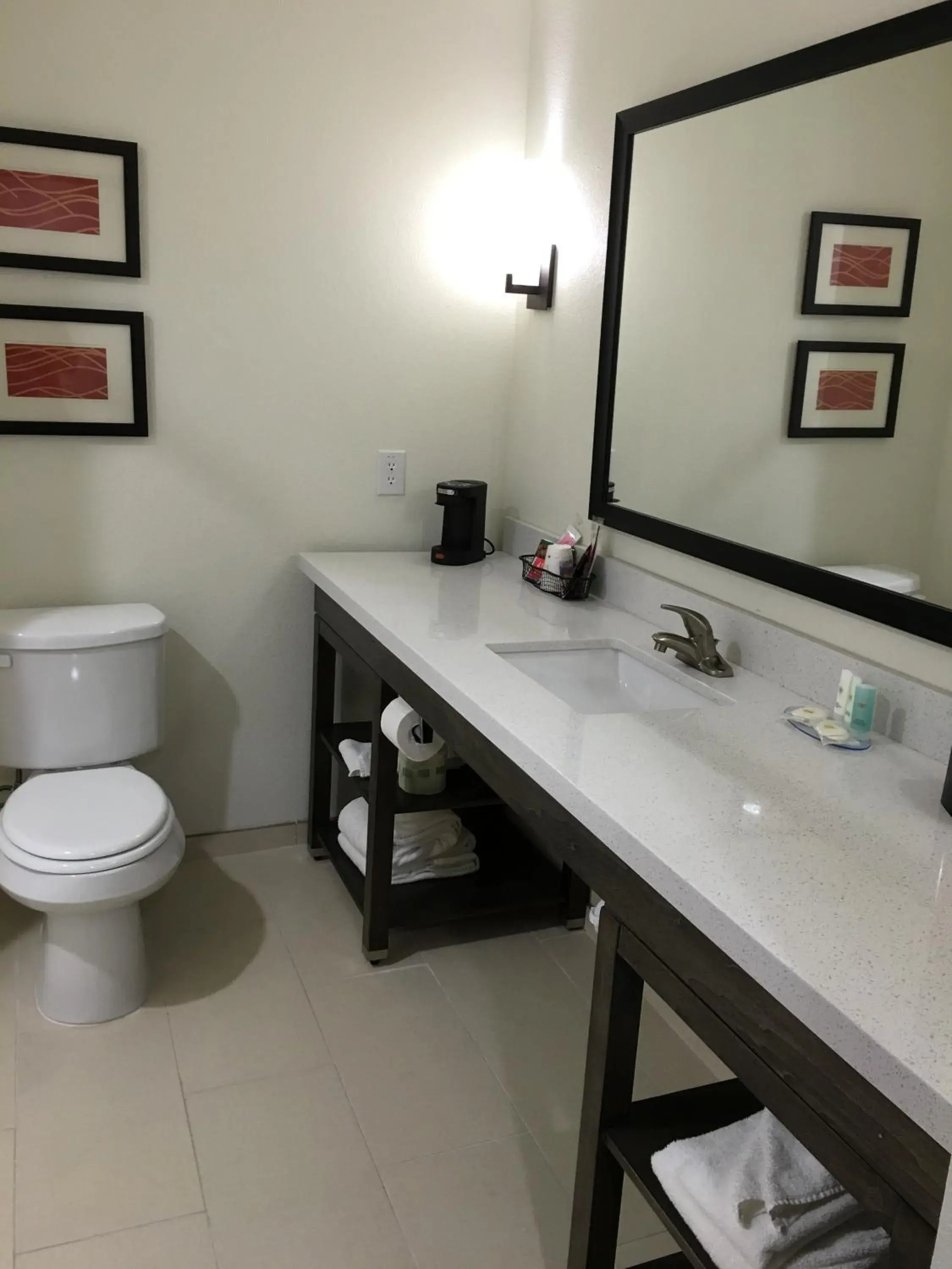 King Room - Non-Smoking in Comfort Inn & Suites Snyder King Room - Non-Smoking in Comfort Inn & Suites Snyder