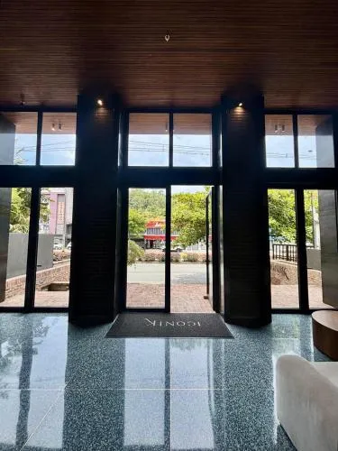 Iconik Hotel