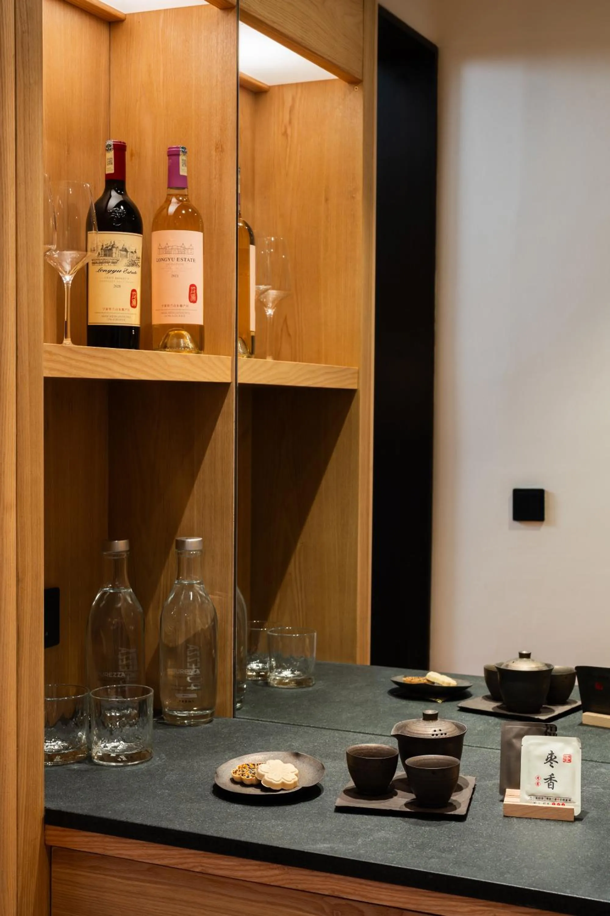 Coffee/tea facilities in Cheong Fatt Tze - The Qing Suites