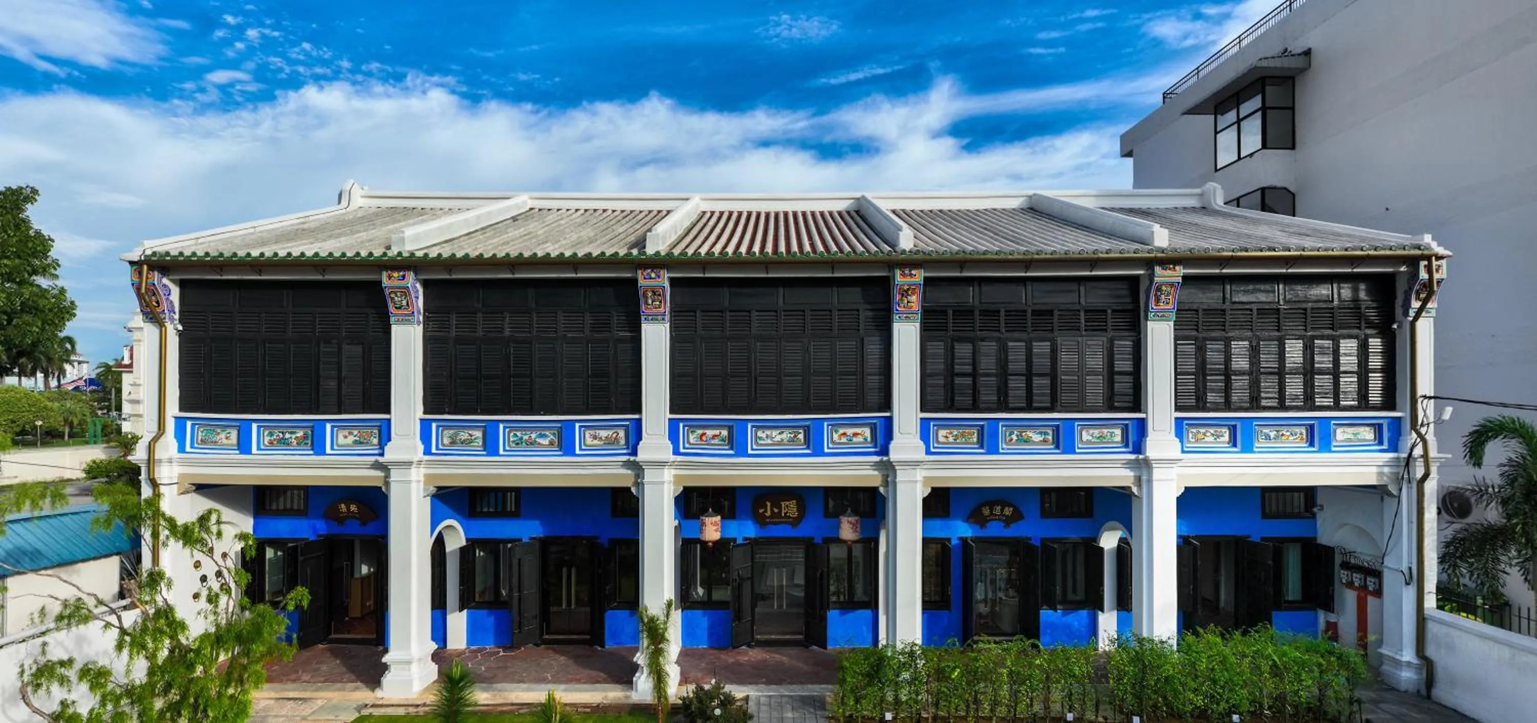 Property building in Cheong Fatt Tze - The Qing Suites