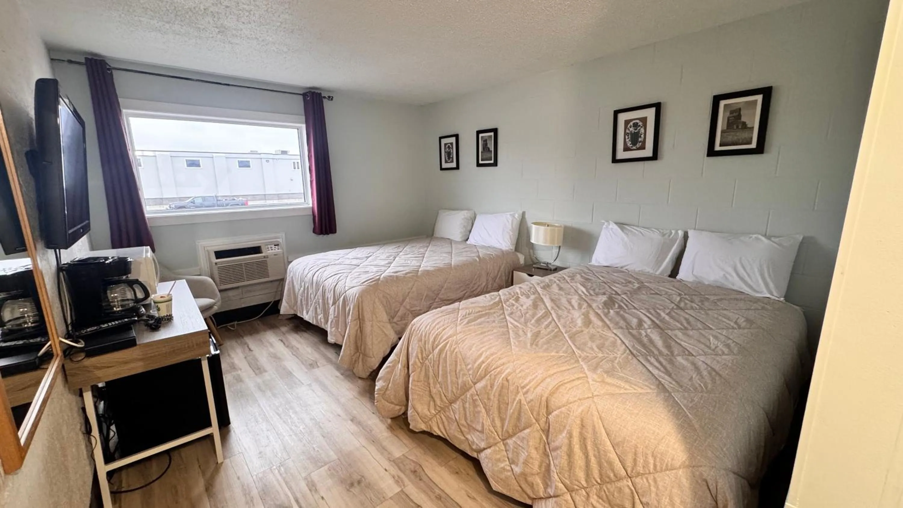Bed in Confederation Inn