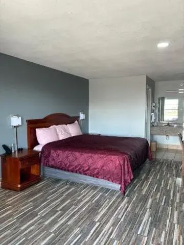 Bed in Plaza Inn Bed in Plaza Inn