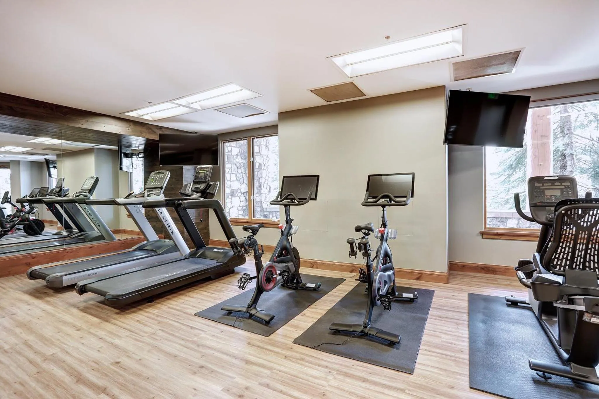 Fitness centre/facilities in Elkhorn Lodge