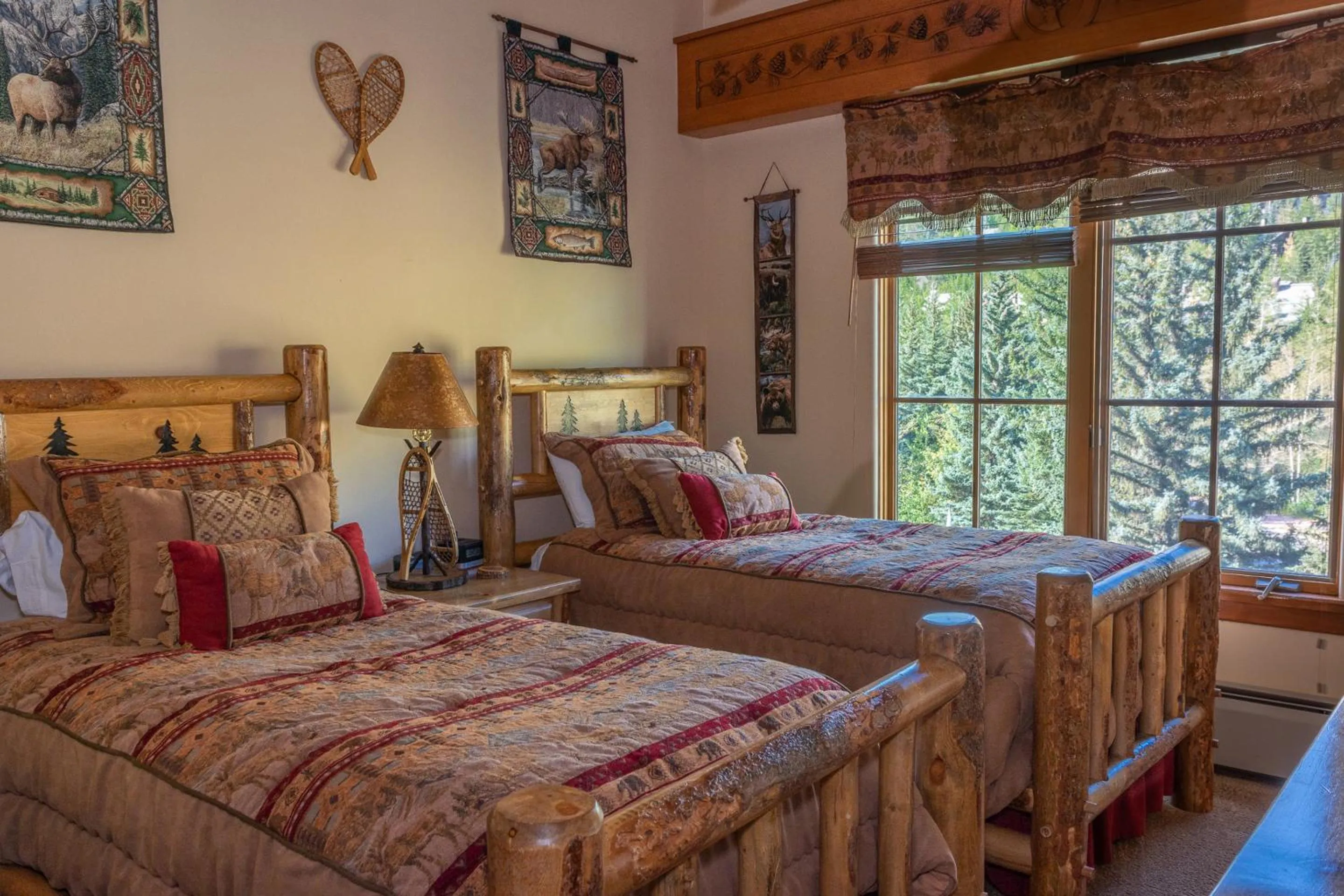 Bedroom, Bed in Elkhorn Lodge
