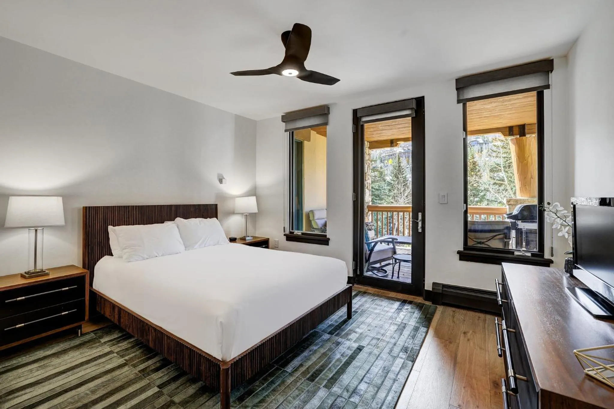 Bedroom, Bed in Elkhorn Lodge