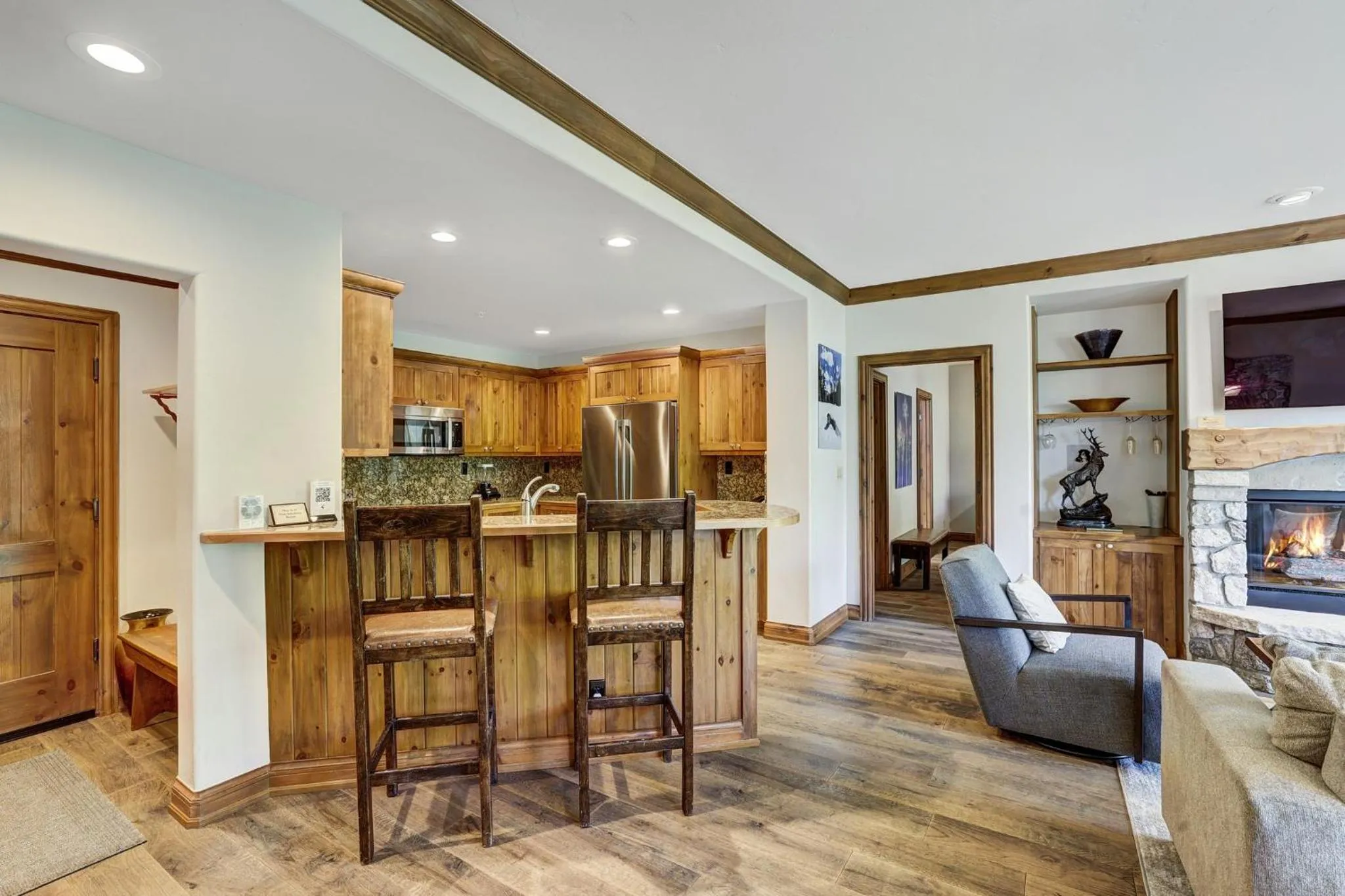 Communal kitchen in Elkhorn Lodge, A Vail Resorts Property