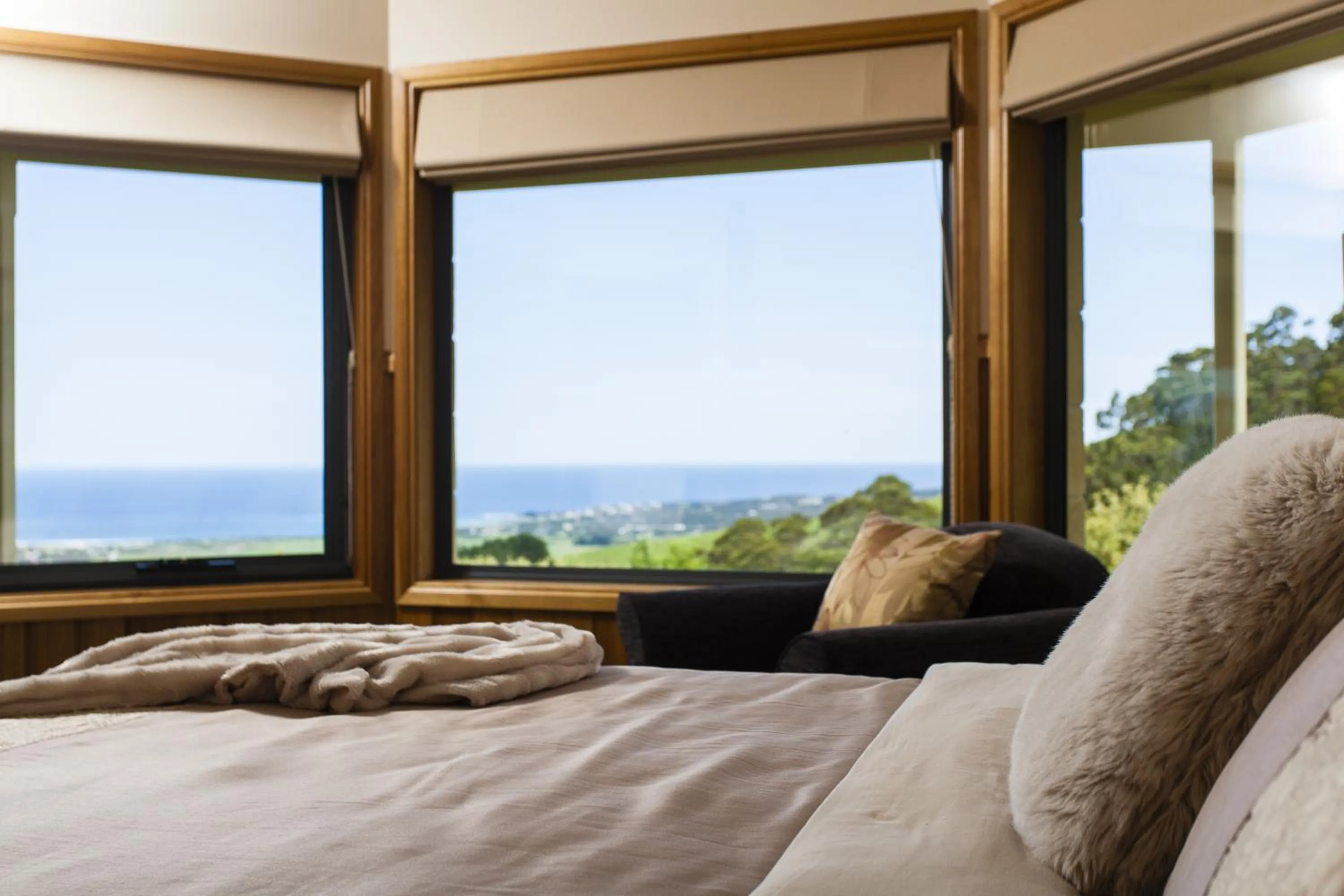 Day, Bed in Glenoe Cottages