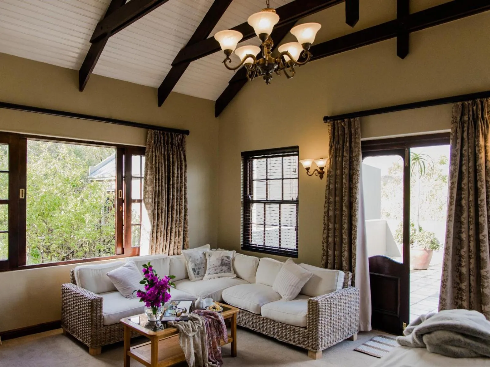 Seating area in Schoone Oordt Country House