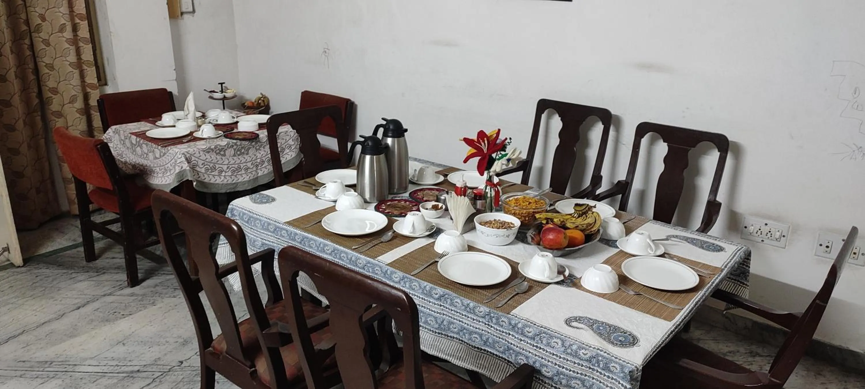 Dining area in Doongri Haveli