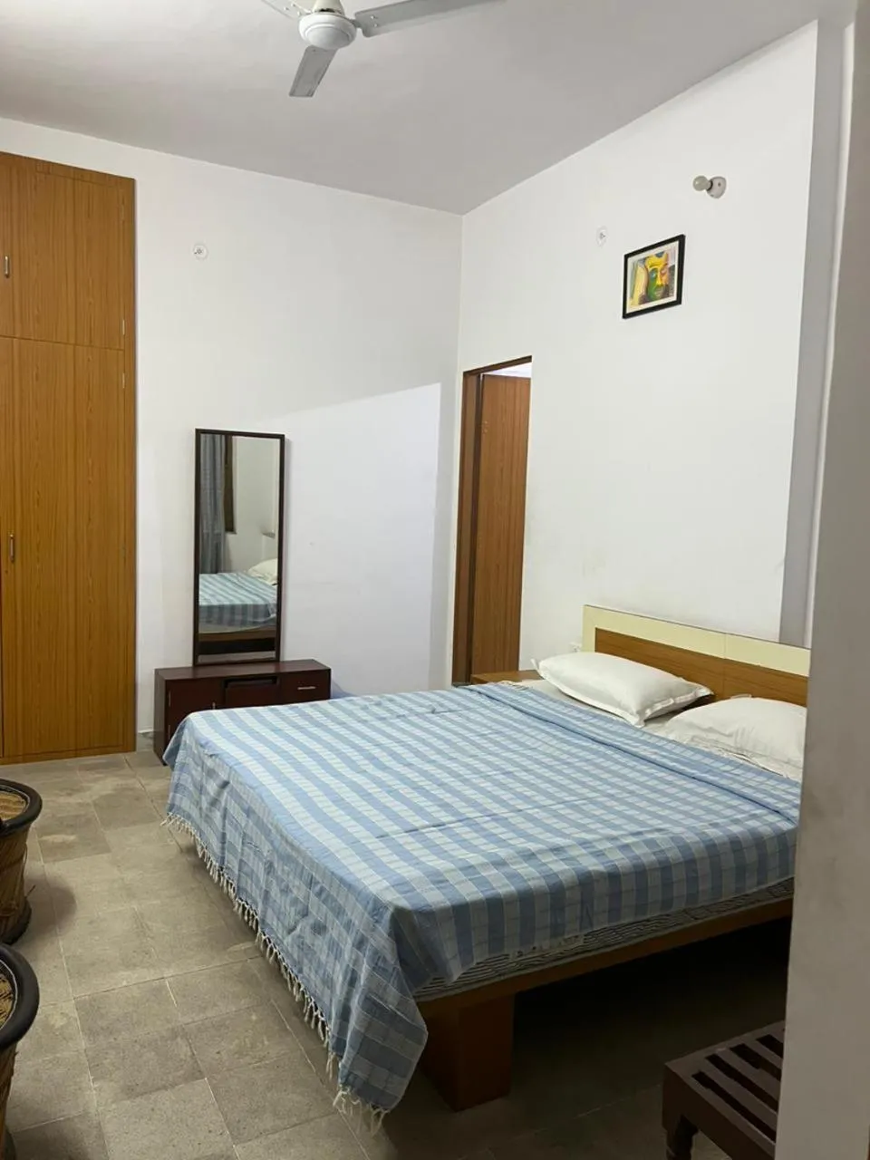 Bedroom, Bed in Doongri Haveli