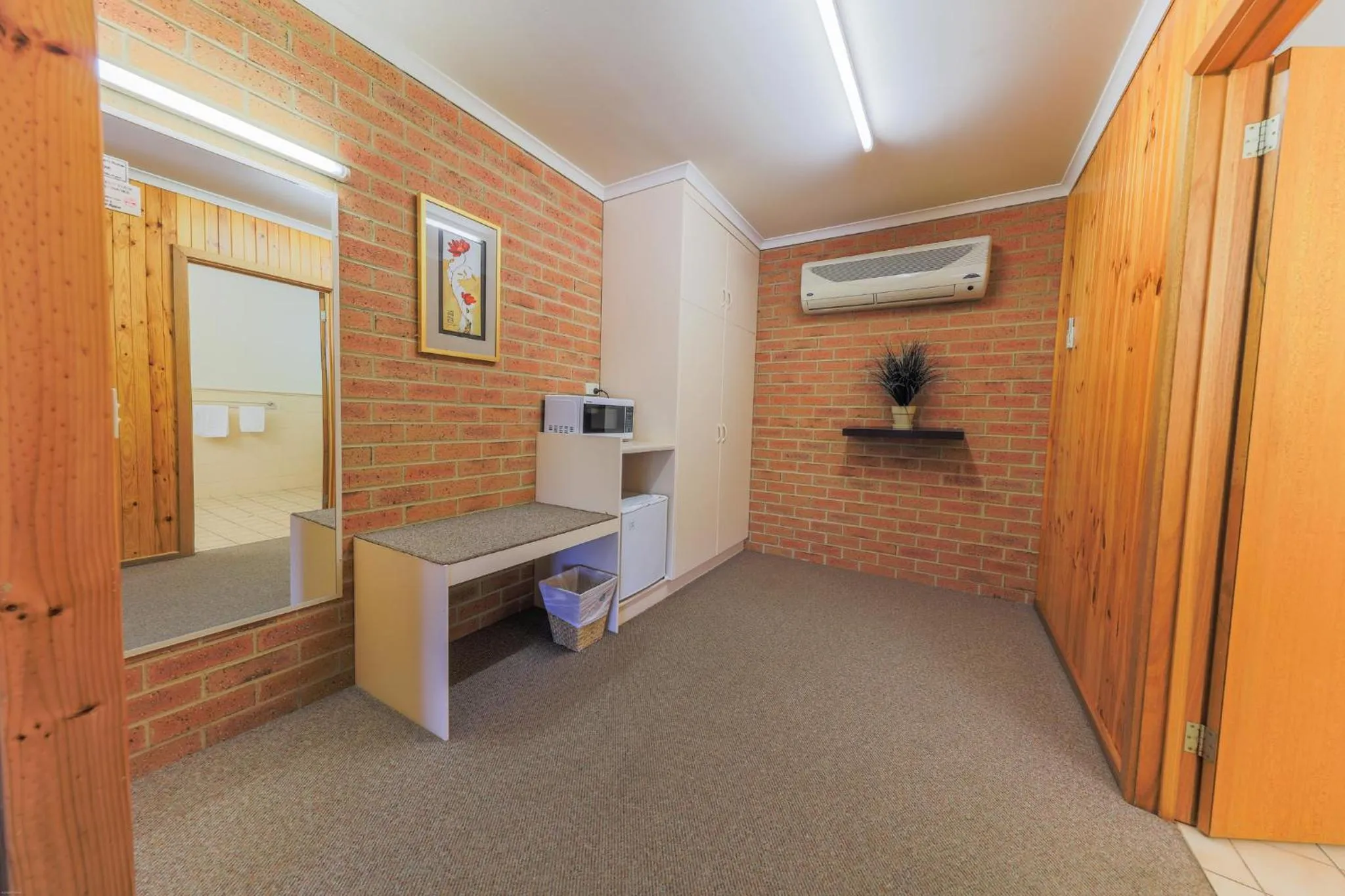 Area and facilities in Country Roads Motor Inn Naracoorte