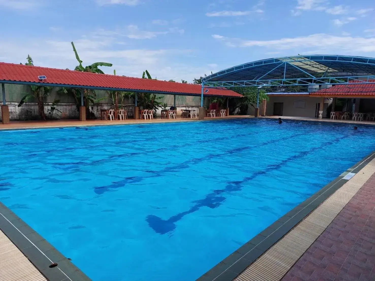 Swimming pool in KP Hotel Udonthani Swimming pool in KP Hotel Udonthani