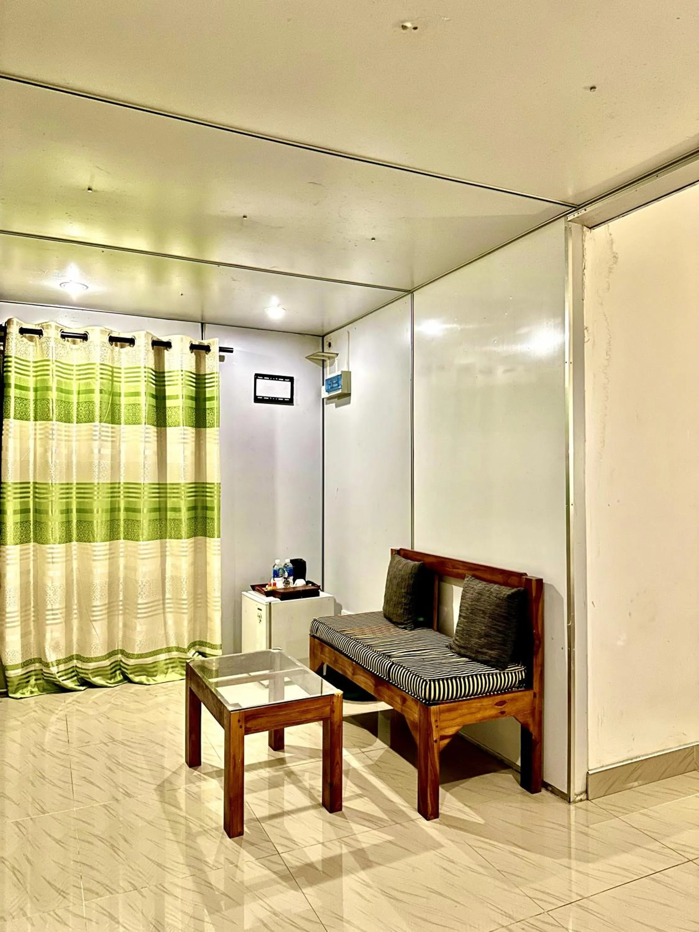 Seating area in Birds Paradise Inn