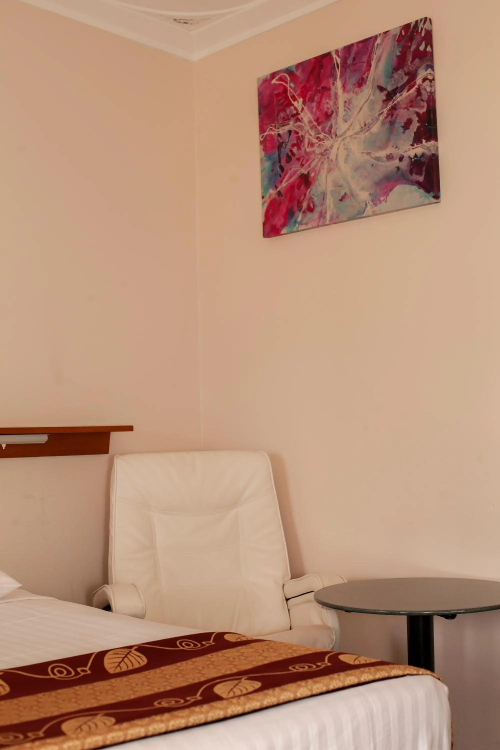 Bed in Manjimup Motor Inn