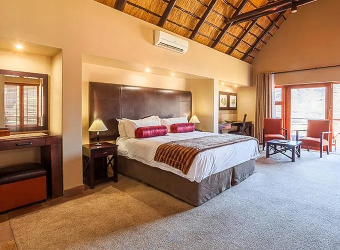 Bed in Kloofzicht Lodge & Spa